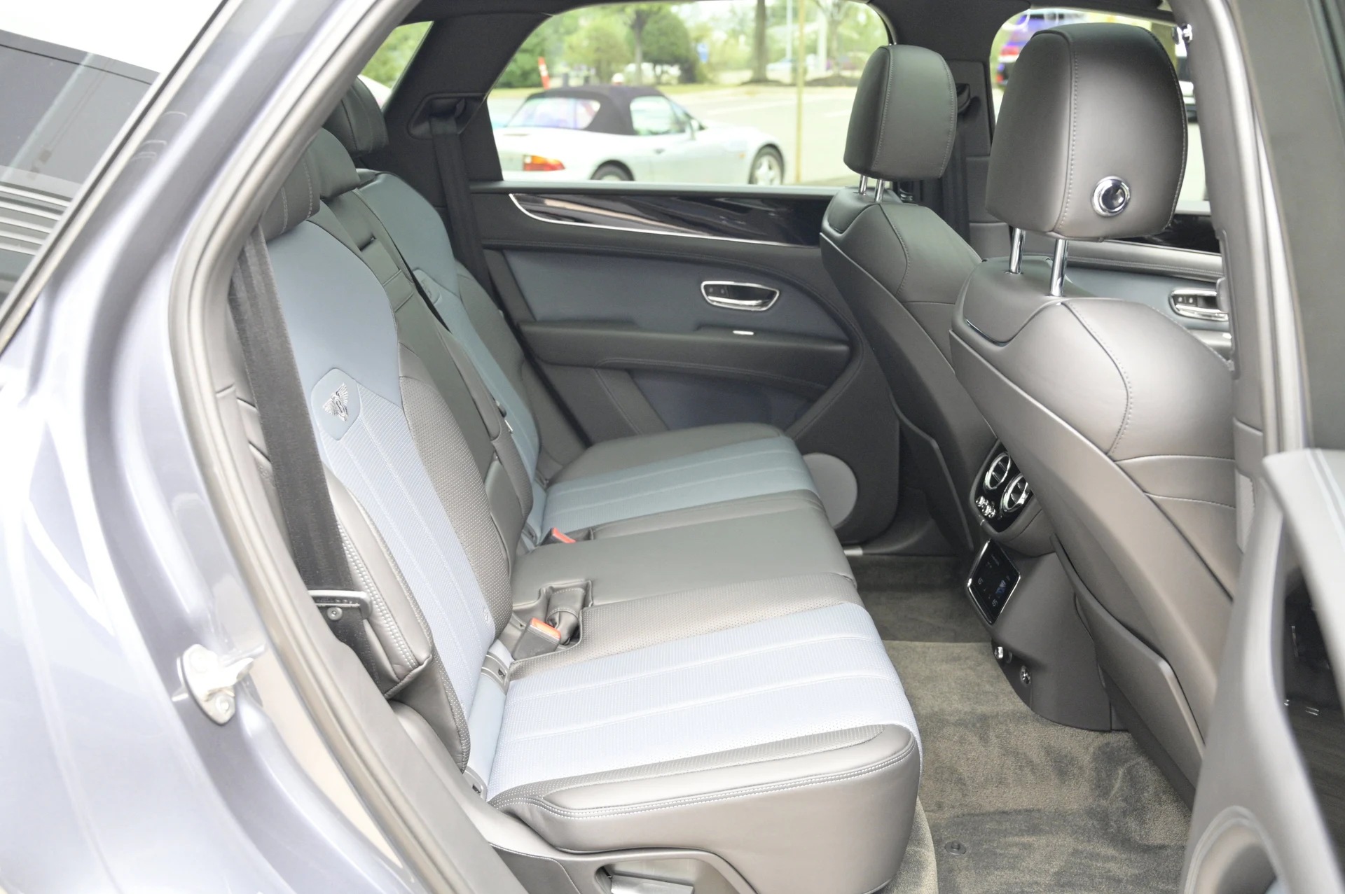 mph047_4213683144_8358aeecd8ed4bda9cc603e6d168829c_ce74bc497b