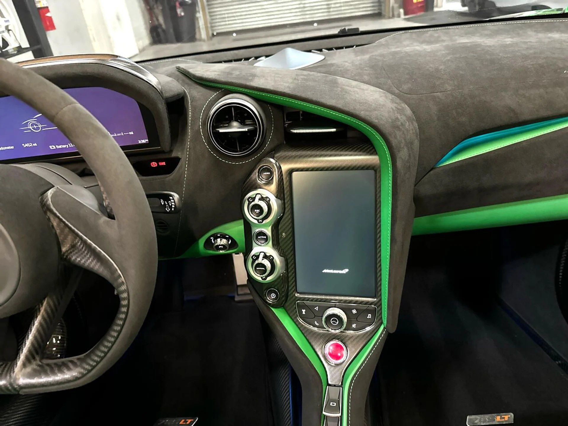 mph047_4221871387_638919890105968610_de75adaf4e