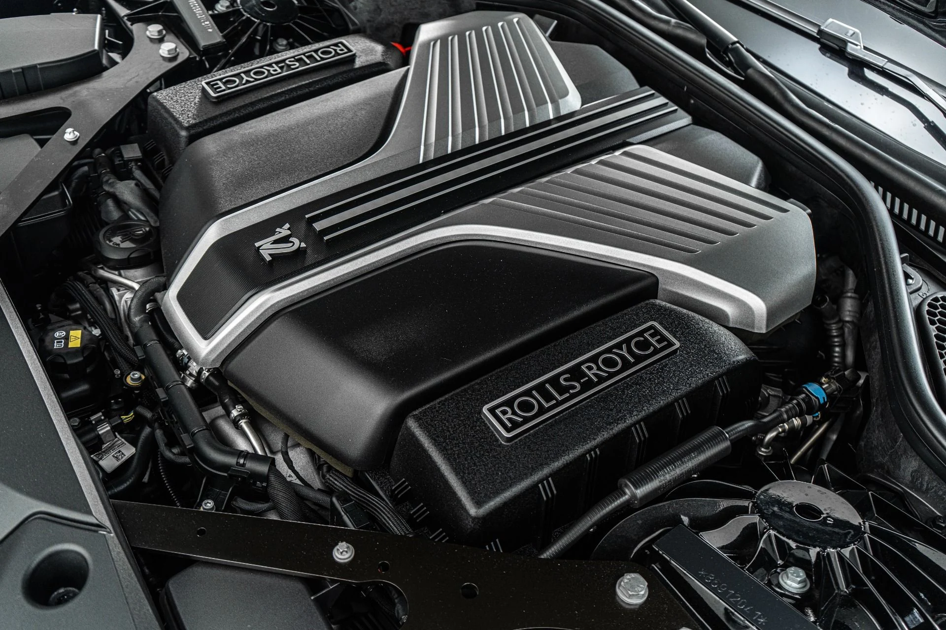 mph047_4225528846_Used_2022_Rolls_Royce_Ghost_1774388734_b4f91c46d4