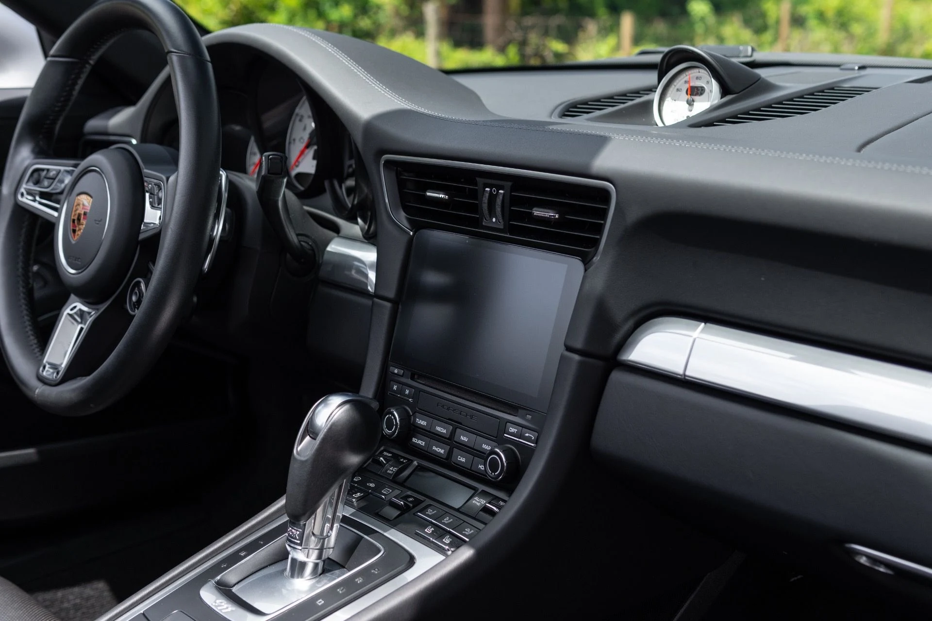 mph047_4241121431_Used_2019_Porsche_911_Turbo_1775252644_17db60d4fe