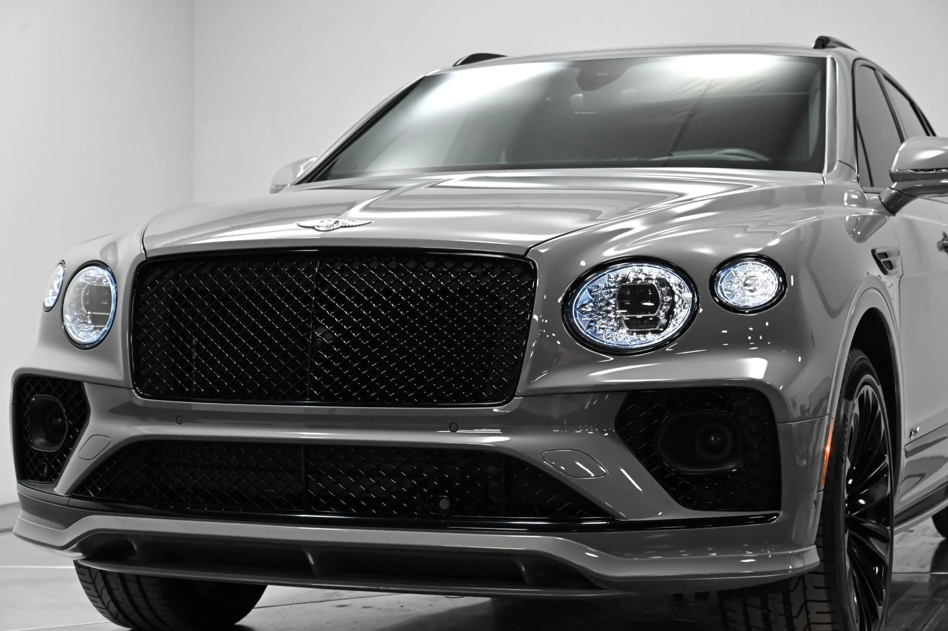 mph047_4245984032_Used_2022_Bentley_Bentayga_Speed_1754348243_9a9b3de5eb