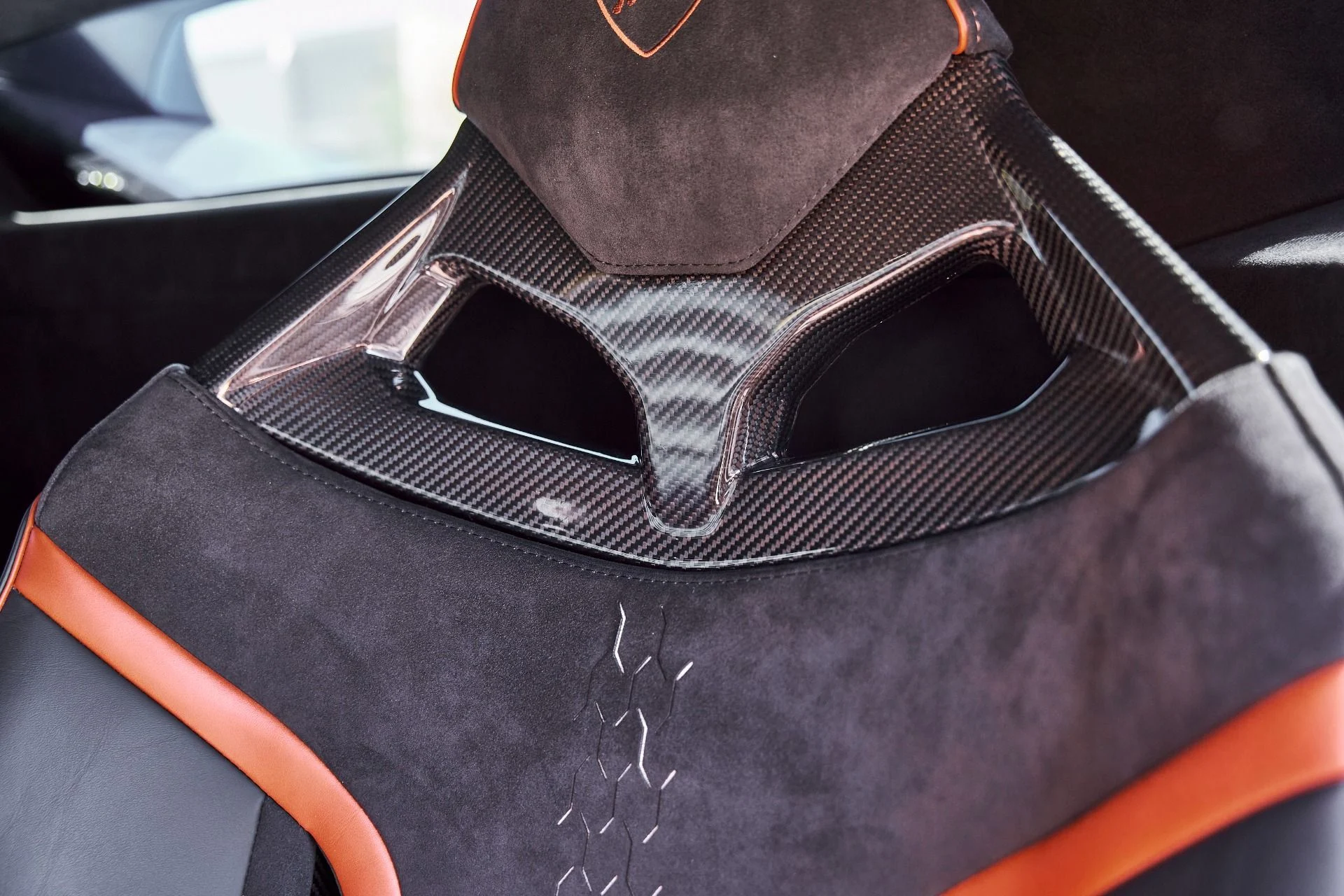 mph047_426195467_Used_2024_Lamborghini_Huracan_Tecnica_Base_1773278473_8e9aa478de