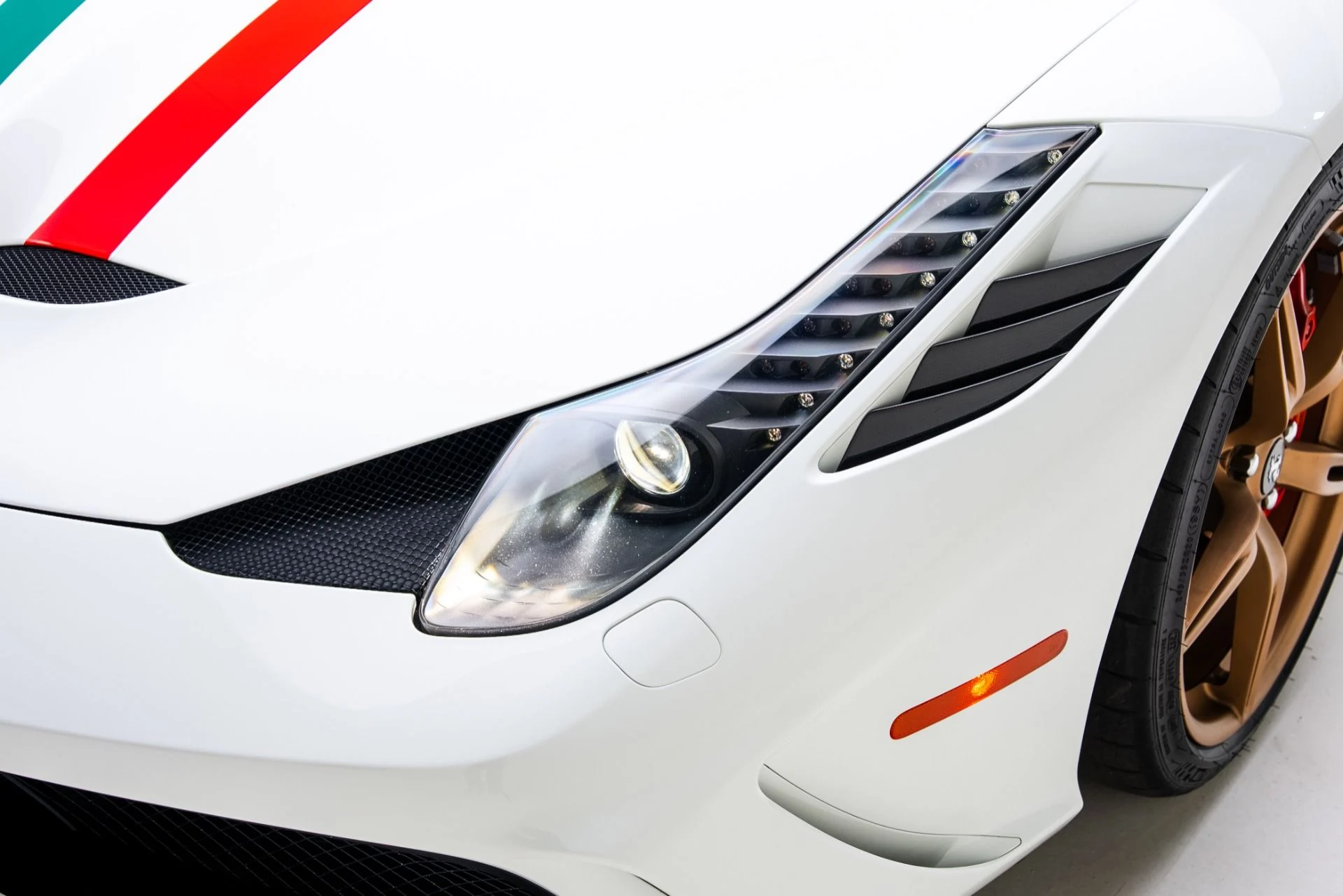 mph047_4267664017_Used_2015_Ferrari_458_Speciale_1770668433_0f11672f1a