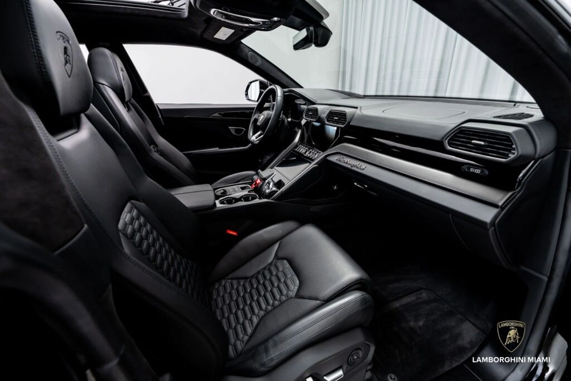 mph047_433837163_5b7b60e2d00a3301d9f6410c10d3fca7_f95d97b6f9