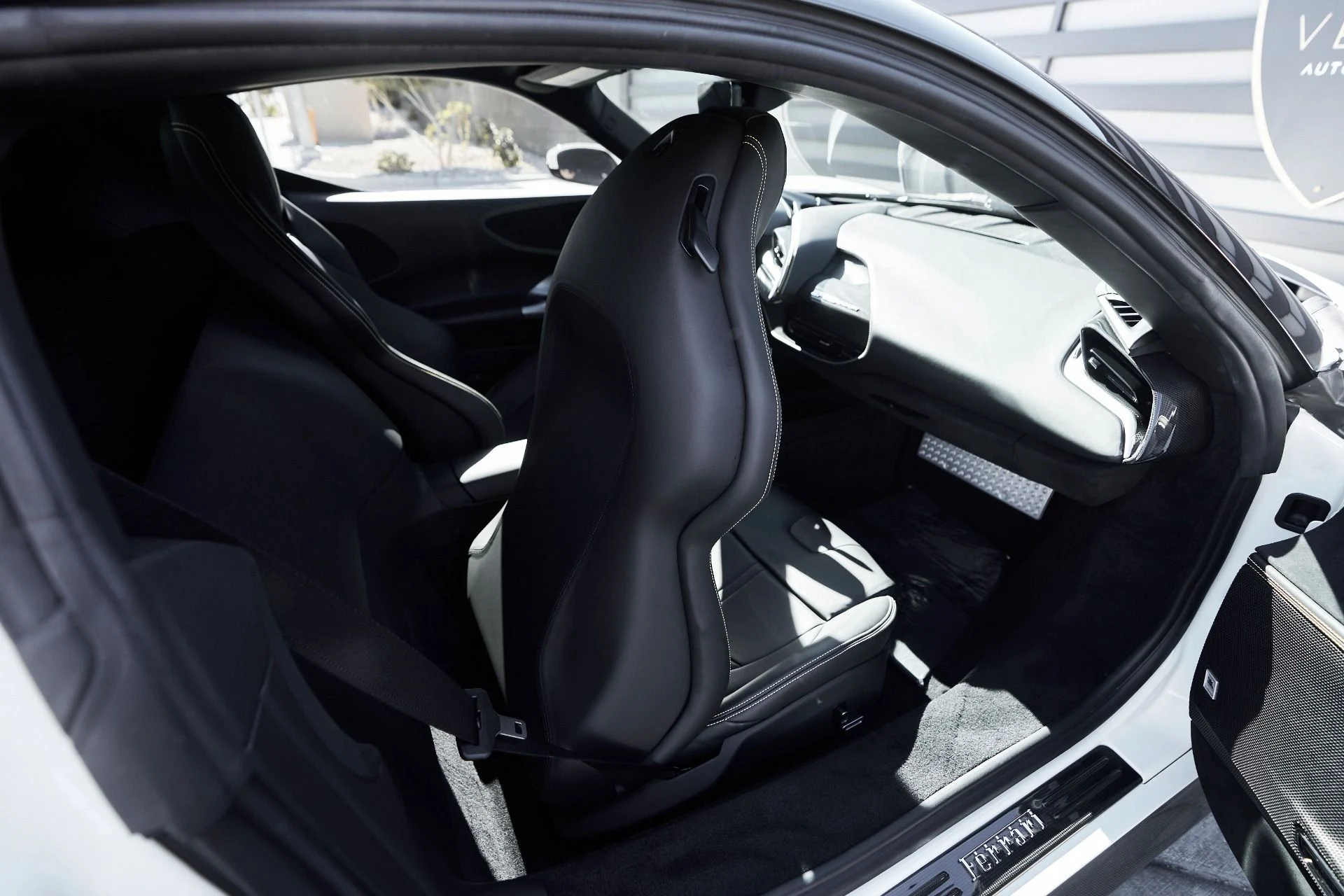 mph047_43568800_Used_2023_Ferrari_SF_90_Stradale_1762821709_c2199baa25