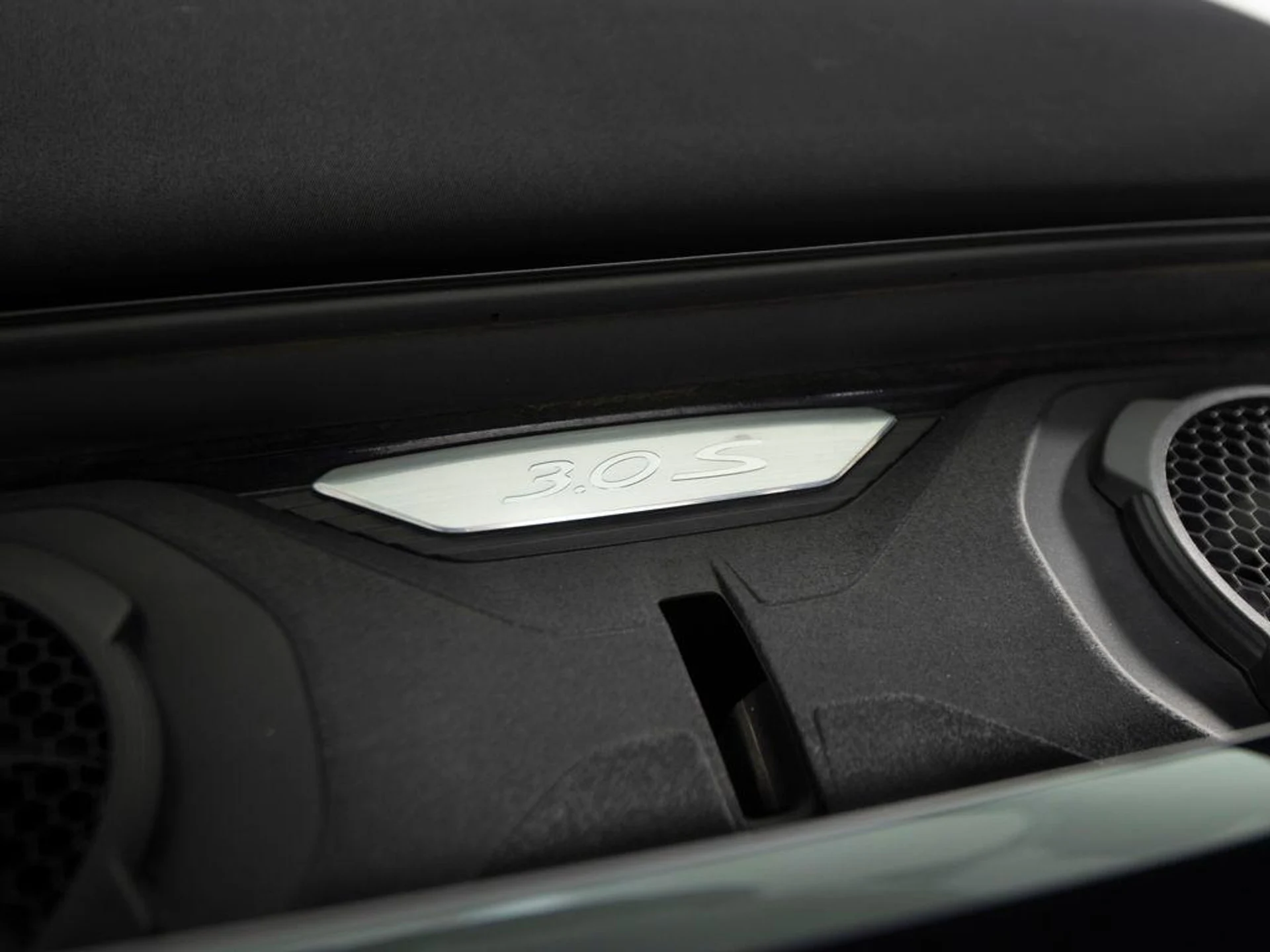 mph047_457086001_a_Nwp_Xb21q_J_Iaf2rp7_Xq_IK_Kh_O_Kb4_3a907c0283