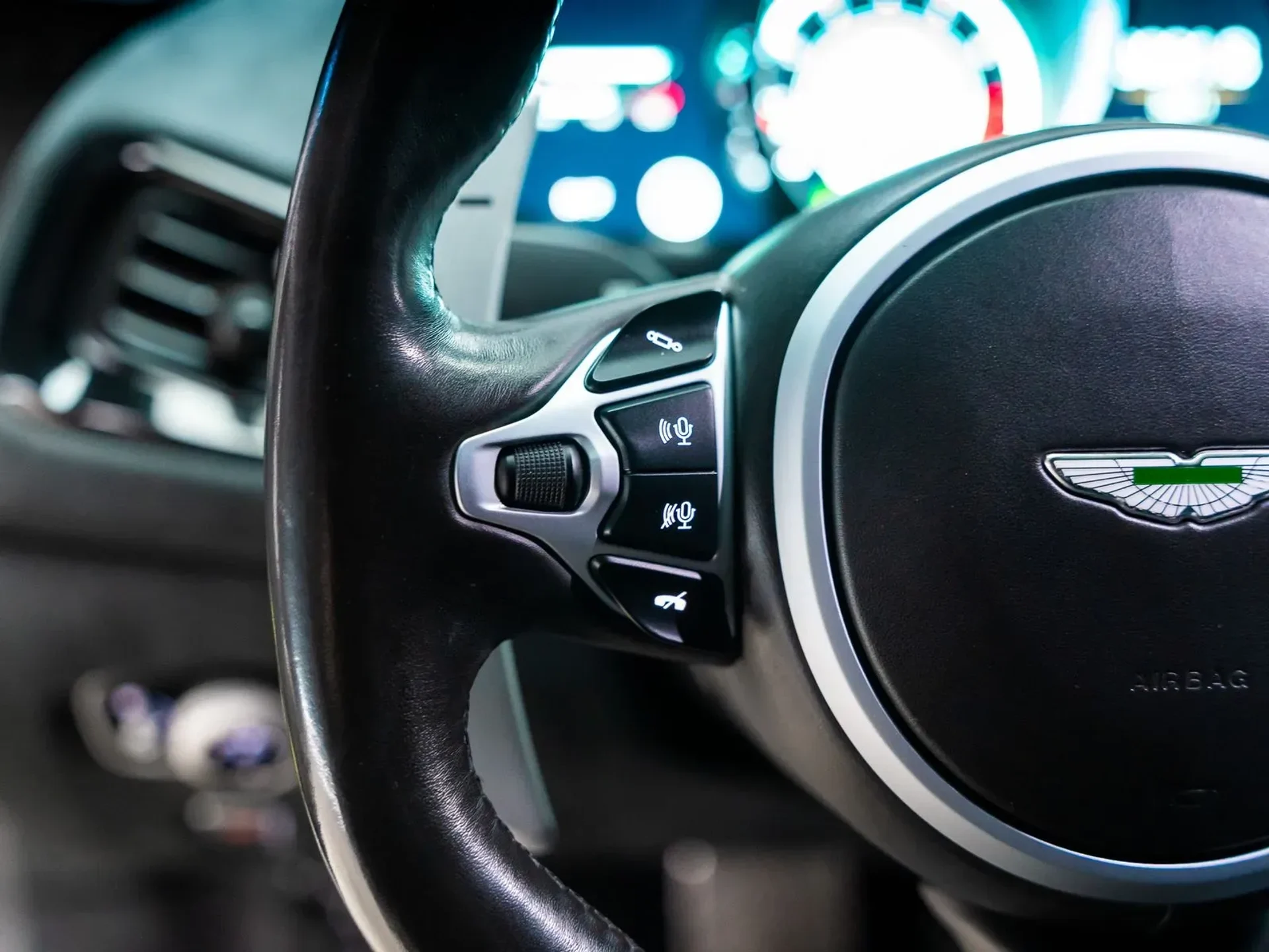 mph047_488136232_3c1ba561_6226_4534_8a84_127ab30b5f04_c0c6196955