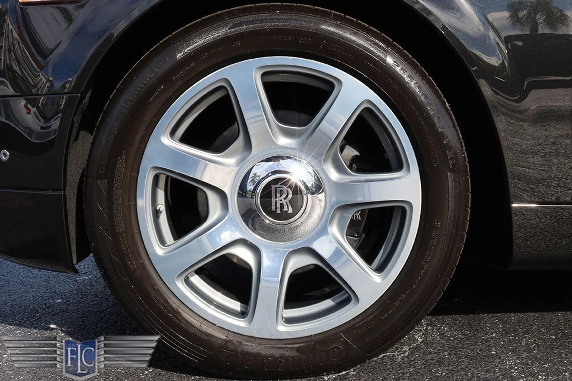 mph047_503143345_used_2016_rolls_royce_phantom_4drsedan_6305_22959100_48_1024_3034ea02ae