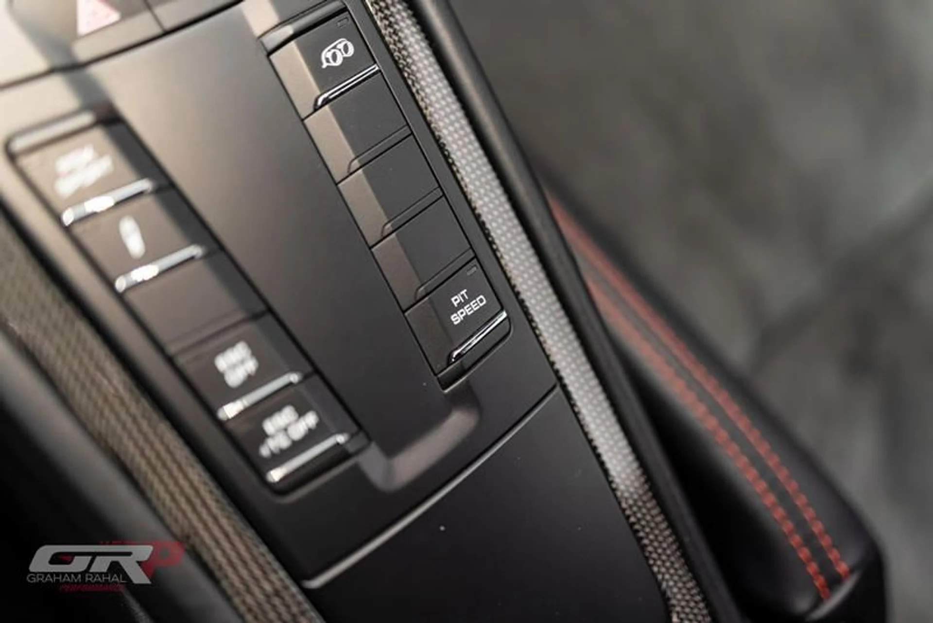 mph047_541838861_911_E1_C4_D_3638_464_C_8563_10_F4_AA_0_ECA_81_ff8ec0b951