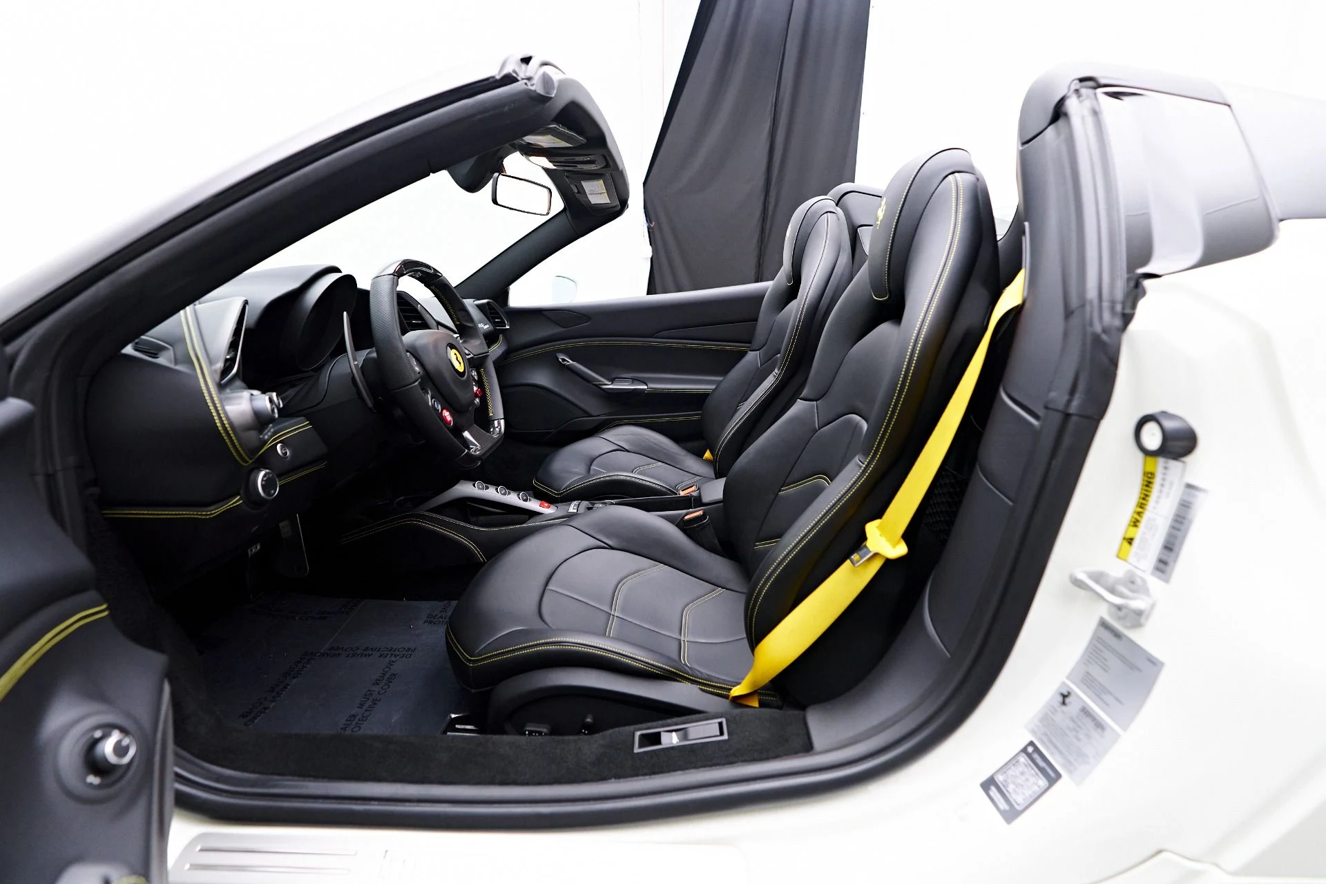 mph047_545277230_Used_2019_Ferrari_488_Spider_Base_1748546084_426823b5ed