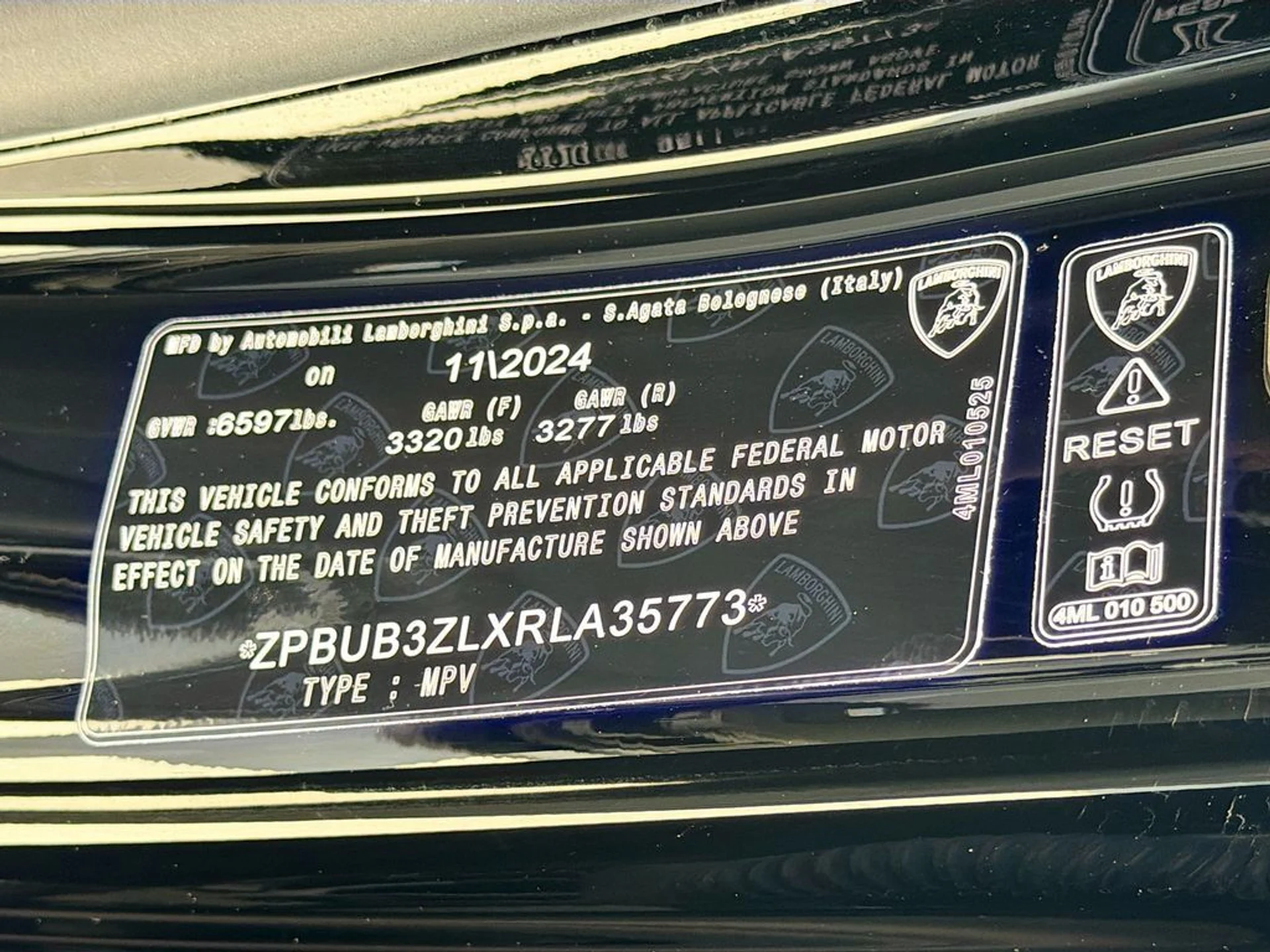 mph047_560478837_3e8c36b766aa24242393d8052b6cac40x_9c33c3b24d