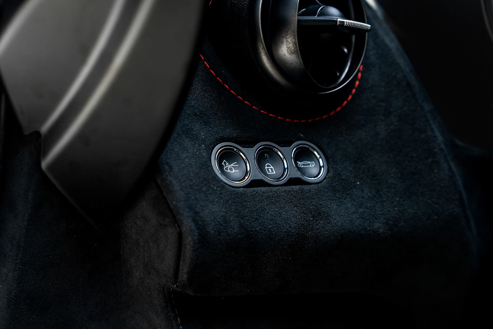 mph047_561673635_Used_2024_Mc_Laren_750_S_Spider_1784766295_b1cc30df78