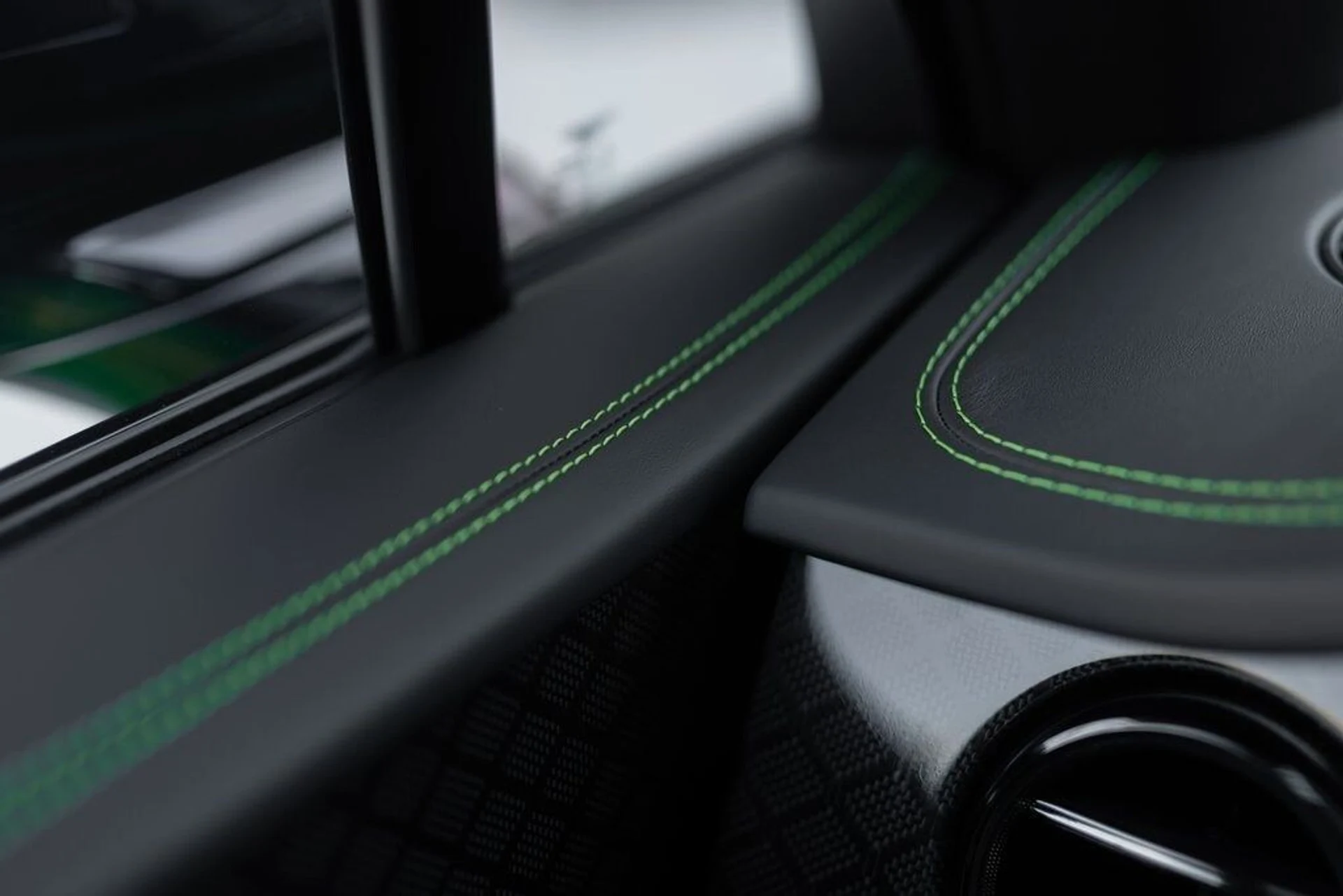 mph047_562505010_8f941f8fa7696040b16f4f4be8595dffx_d4f1939d60