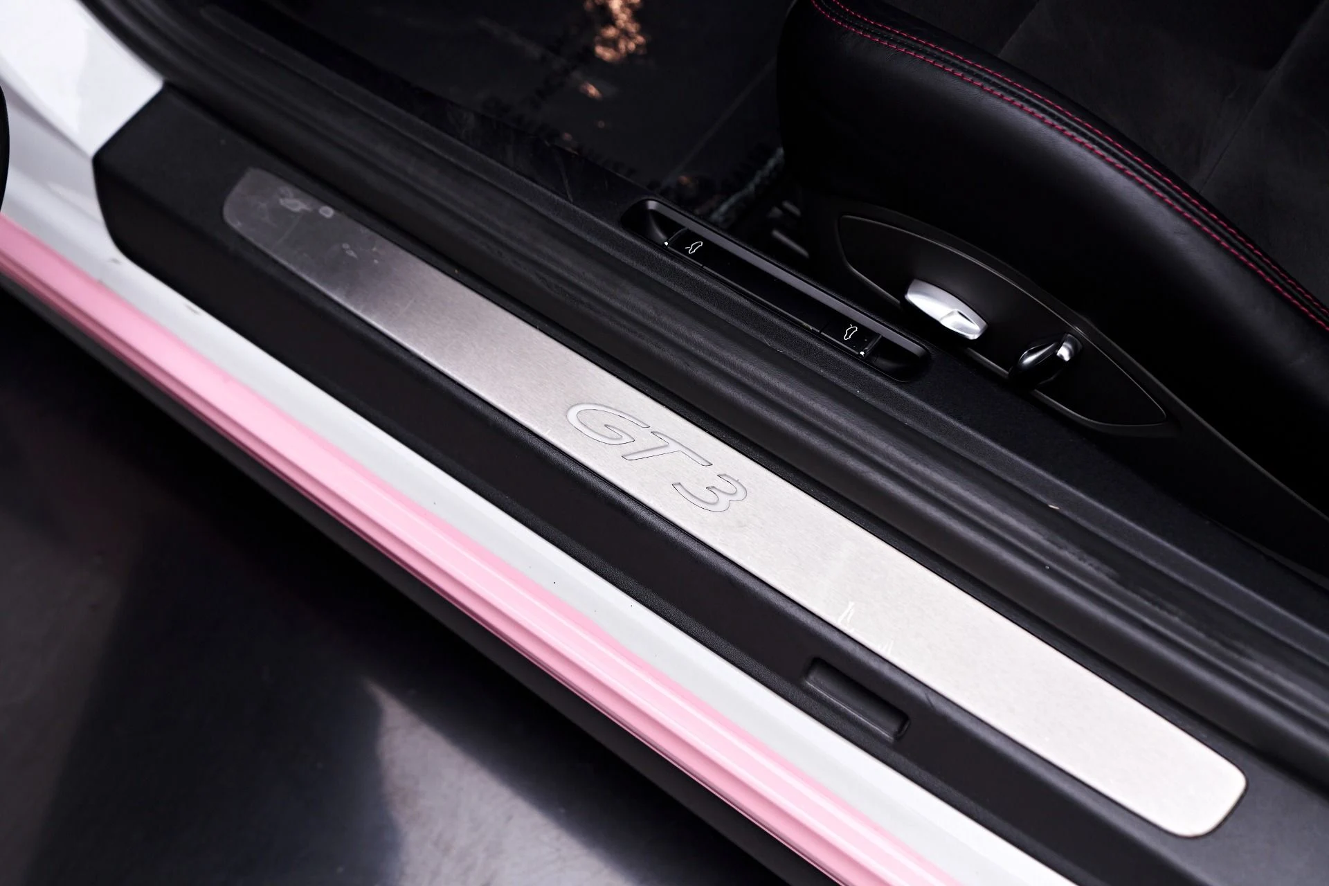 mph047_58442189_Used_2014_Porsche_911_GT_3_1749519780_f236d547a8