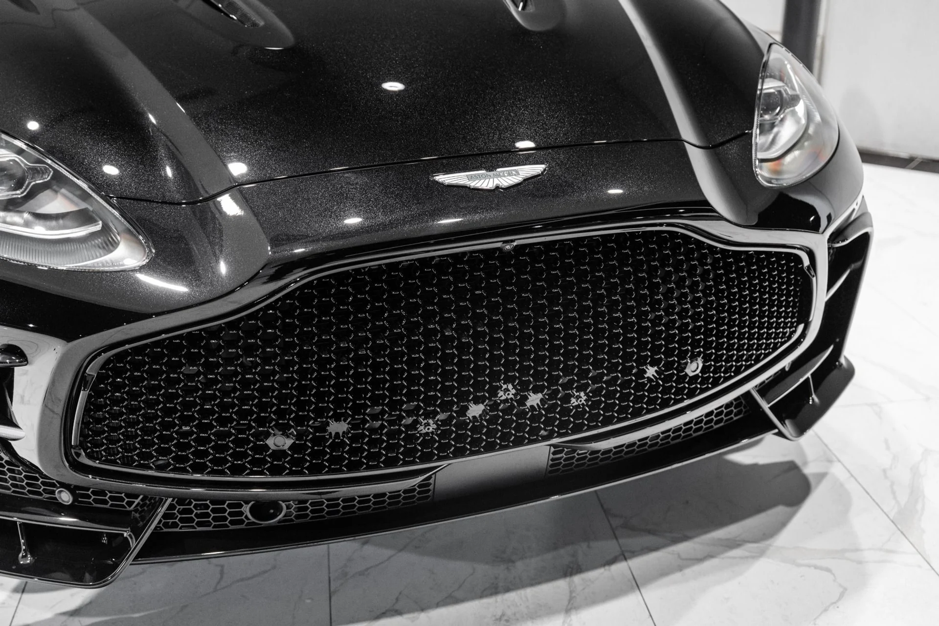 mph047_601967791_New_2026_Aston_Martin_DBX_S_1765985660_b00a976847