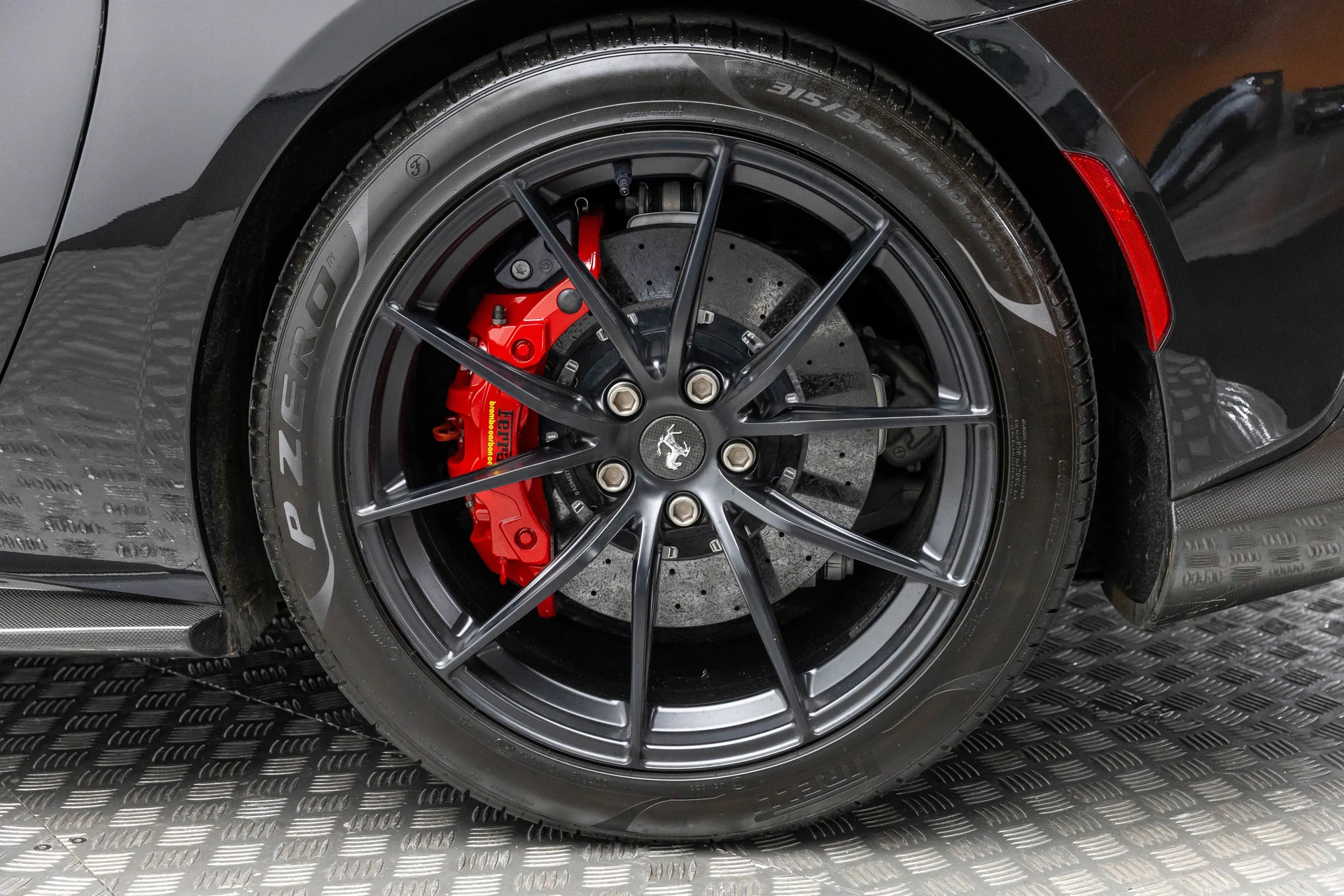 mph047_602102462_43910ef744254005bdba12d0ae9cc499_f52a5d7e58