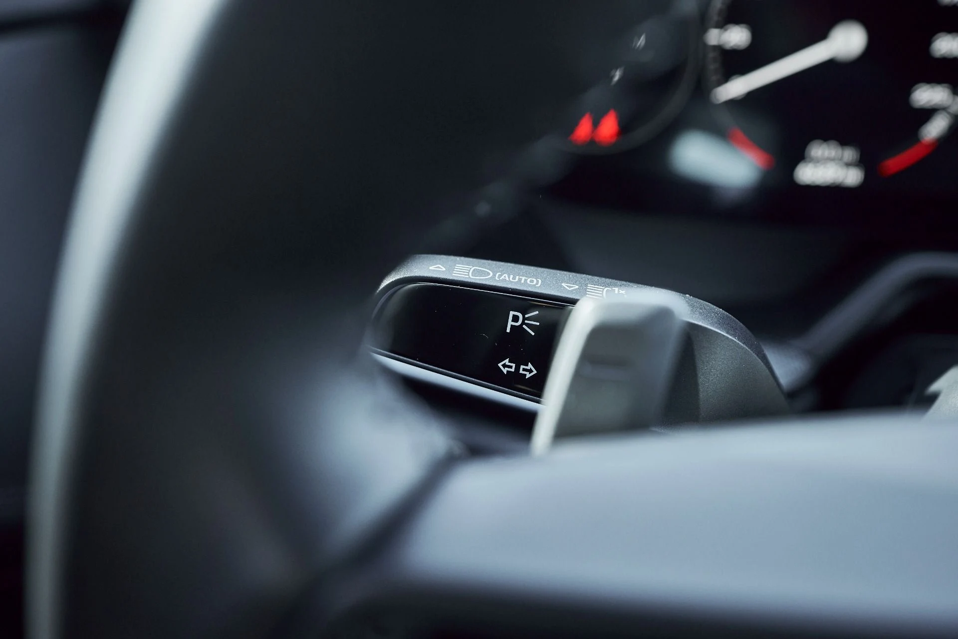 mph047_659344625_Used_2024_Porsche_911_Turbo_1765332484_23aed23338