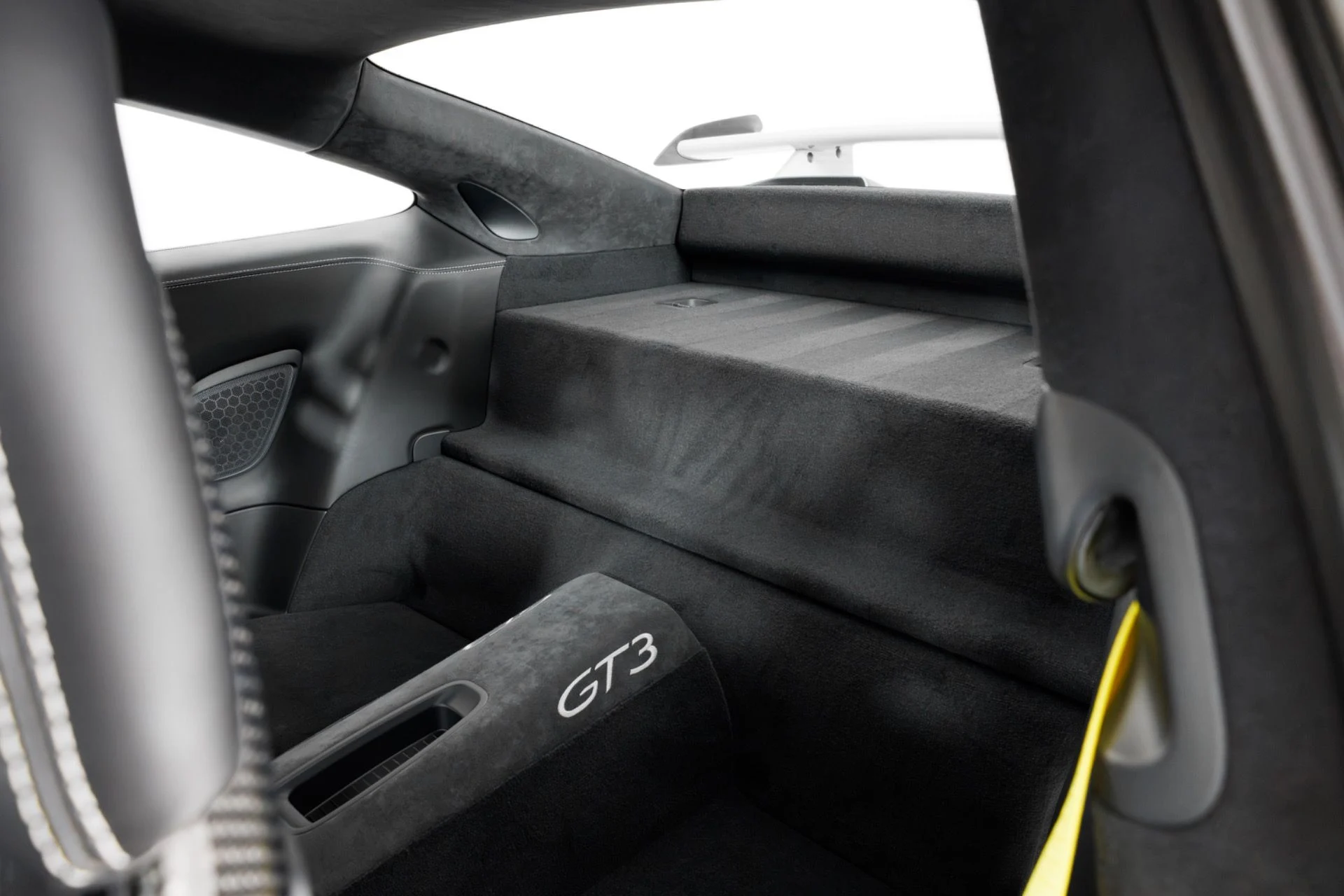 mph047_659565256_Used_2018_Porsche_911_GT_3_1782944830_652a728414