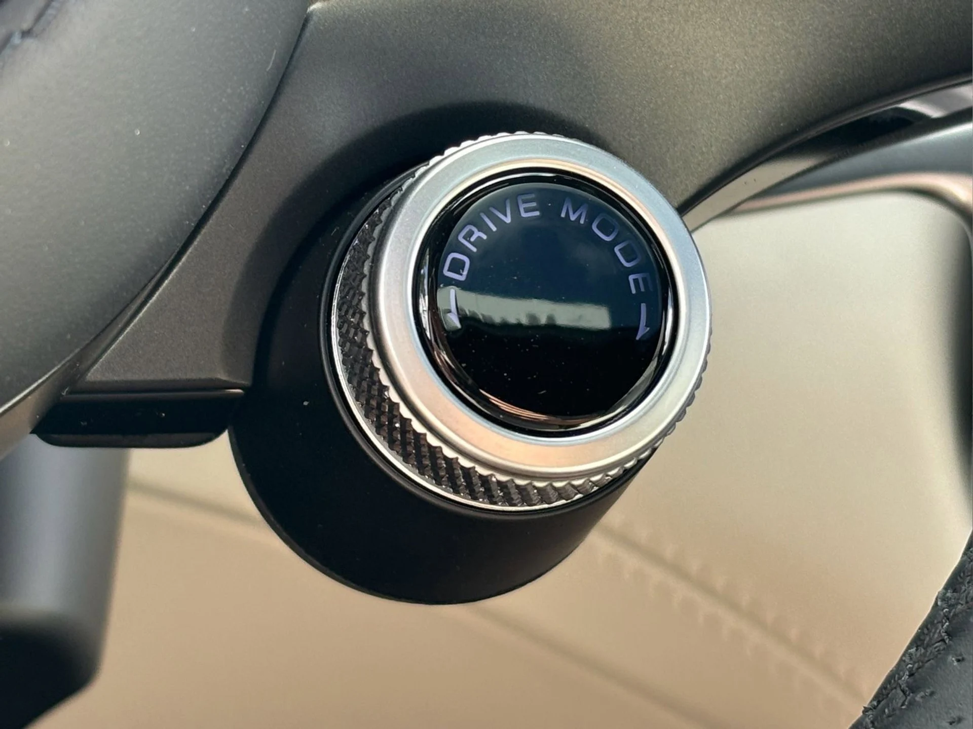 mph047_690749974_93bf51cabdcf4603ae22489b7e3c822c_3d13f27648