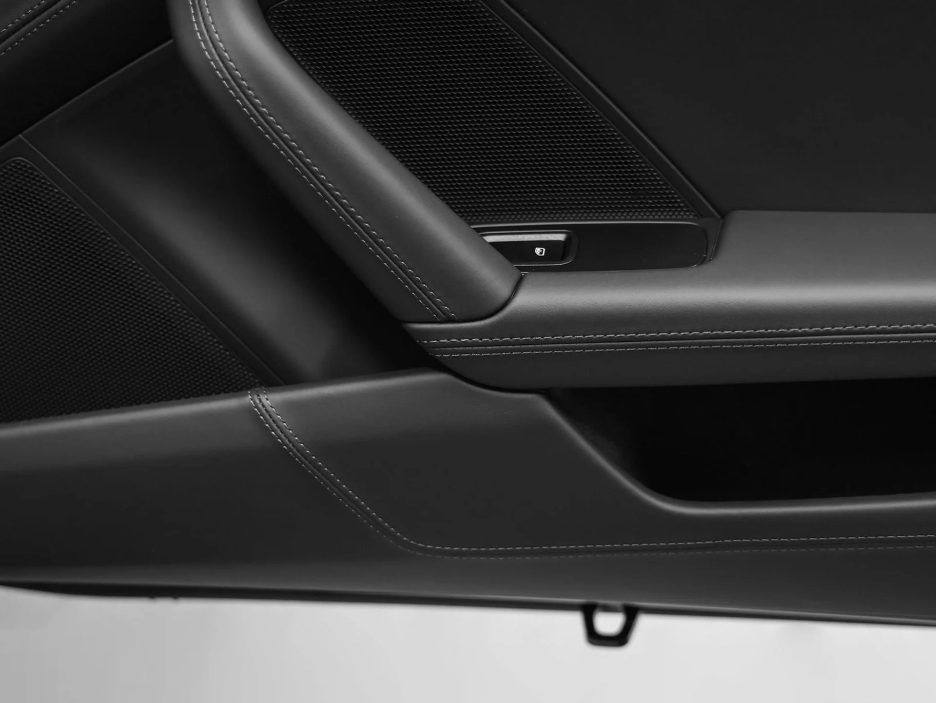 mph047_701115816_48_bc5a921db7