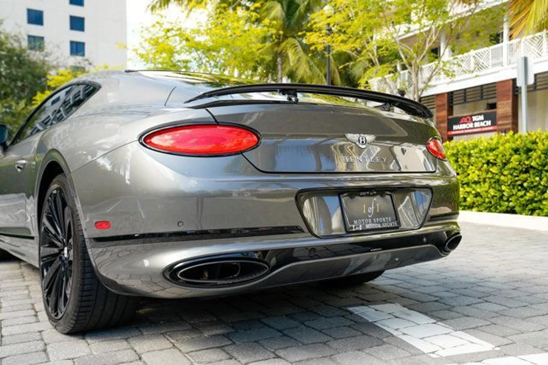 mph047_717749646_22956151_48_640_ad5c3d099d