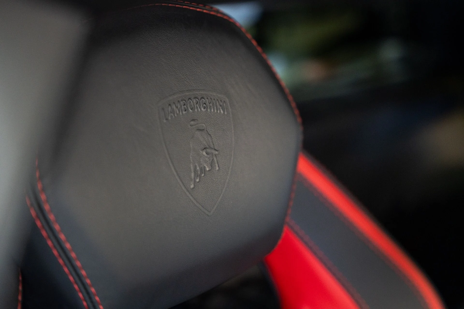 mph047_72356465_Used_2018_Lamborghini_Aventador_LP_740_4_S_1792436167_3841d54bad