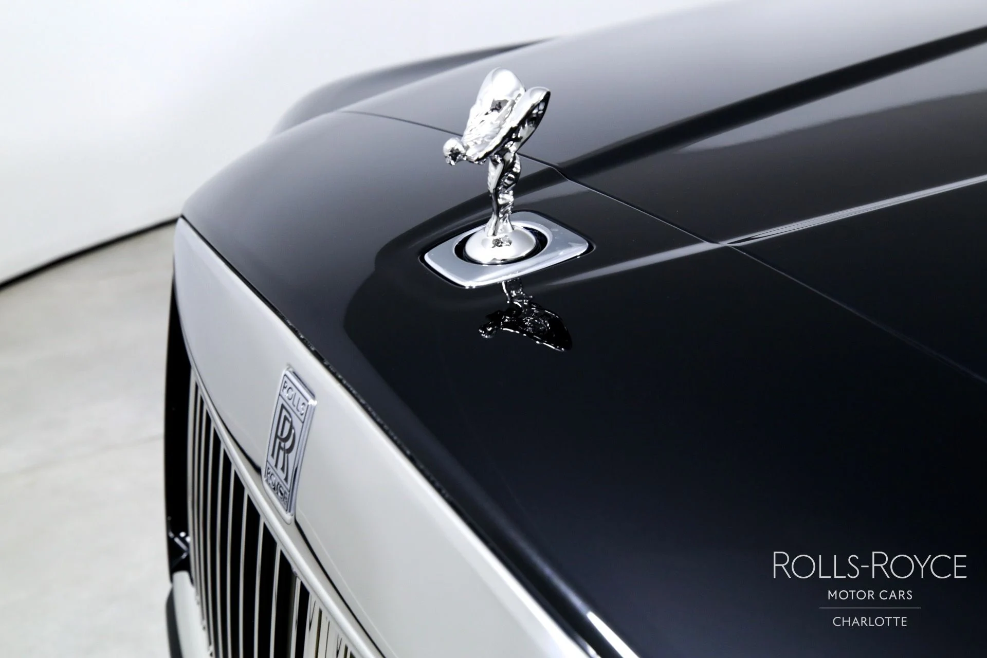 mph047_799835844_Used_2025_Rolls_Royce_Cullinan_1746196138_b7a2ceb50f