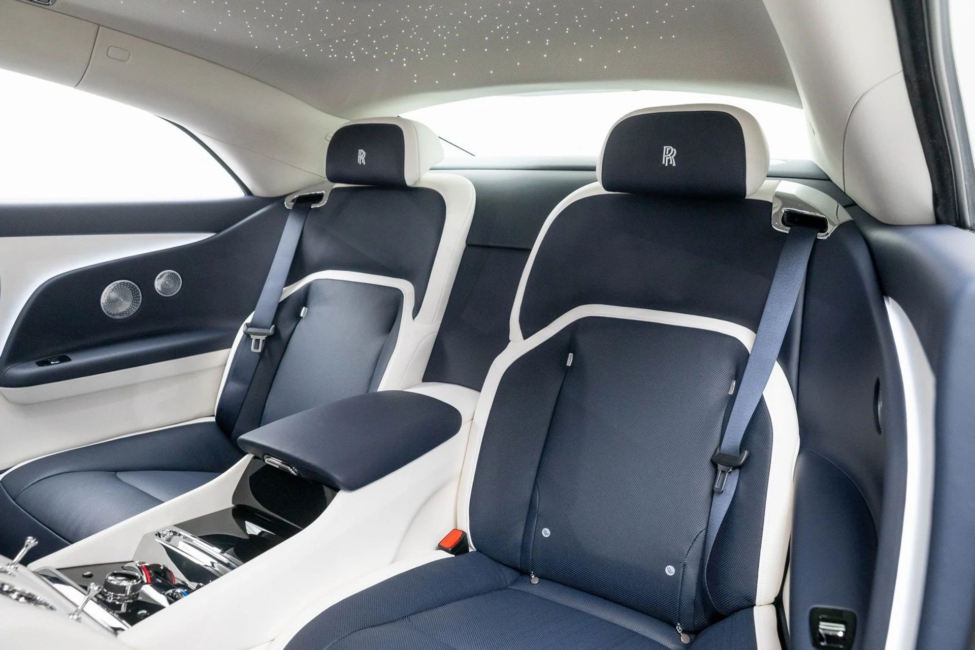 mph047_812649380_48_7a8d372256