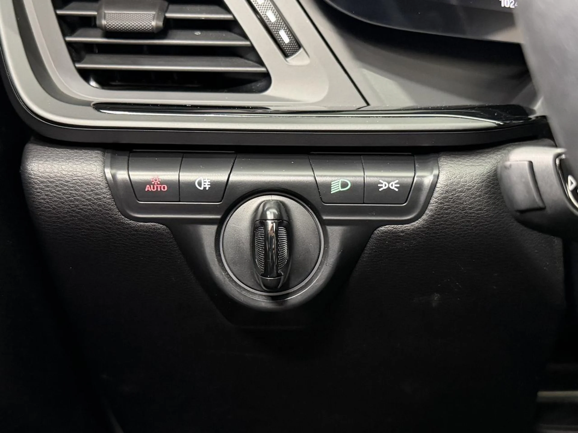 mph047_818644386_a4be1e89a2f524a537eb7d5c2b4c52db_f36bbcb140