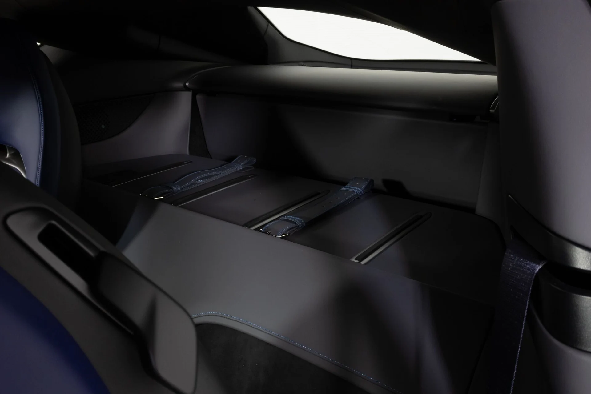 mph047_82856964_551db1f691135eb9d2db81171970fd04_b21b11f14e