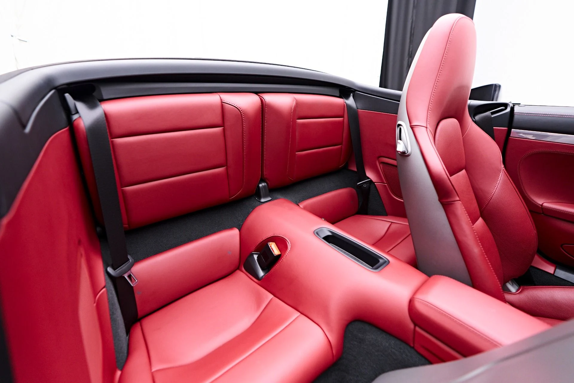 mph047_835091444_Used_2019_Porsche_911_Turbo_1750270685_3b36964644