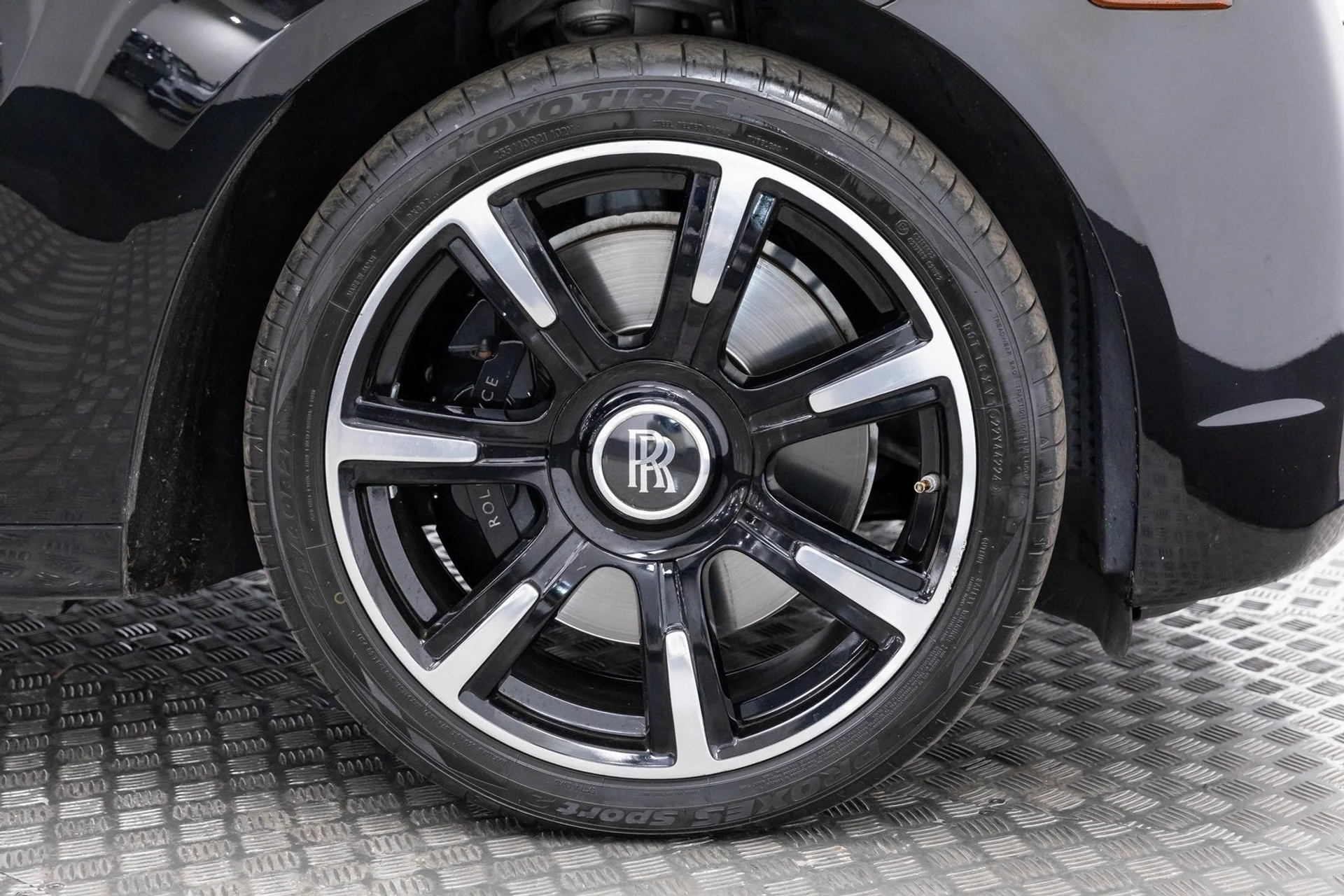 mph047_837587343_48_dfe73683bb