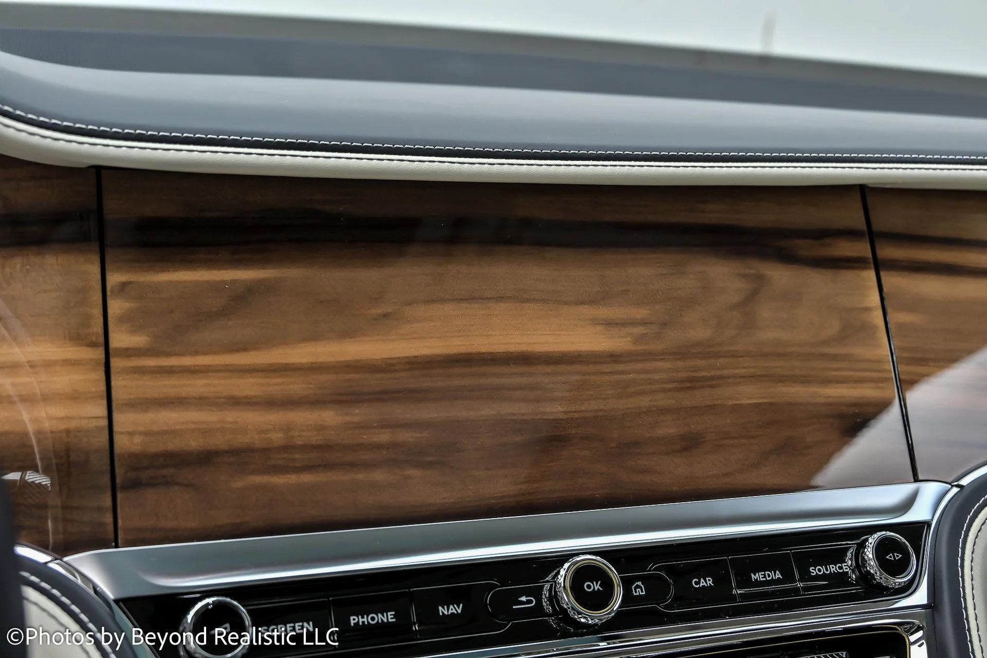 mph047_867254138_Used_2022_Bentley_Flying_Spur_W12_1761810955_a278bee071