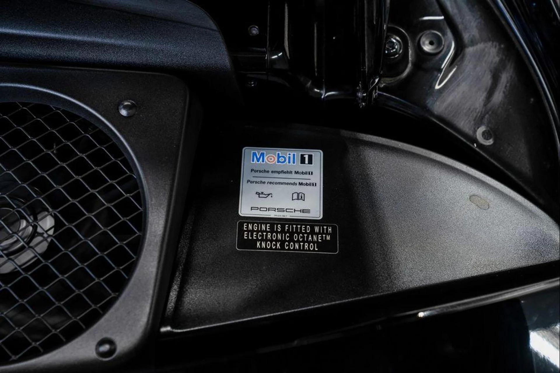 mph047_868185665_i9_Te_Swts1_Sdnfy_H_GSZLQ_Kg_G6o_e09bd2e837