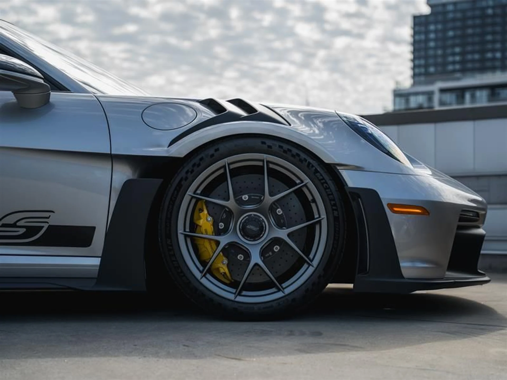 mph047_881180426_cg5w4qhw_1a87a8ecc7