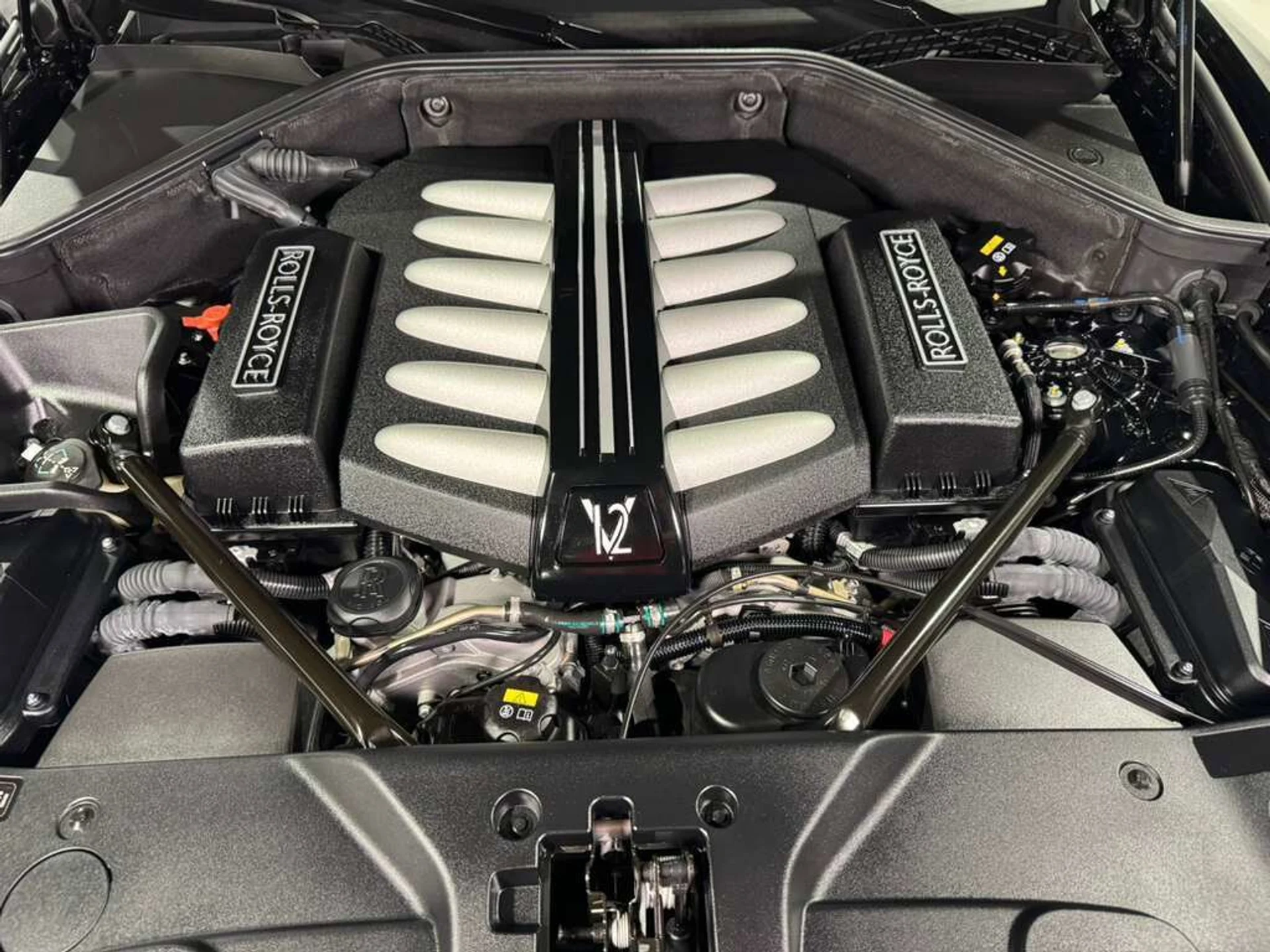 mph047_889236012_c2293e1f2d0d2a64ad536fa1696a80fb_735357f36b