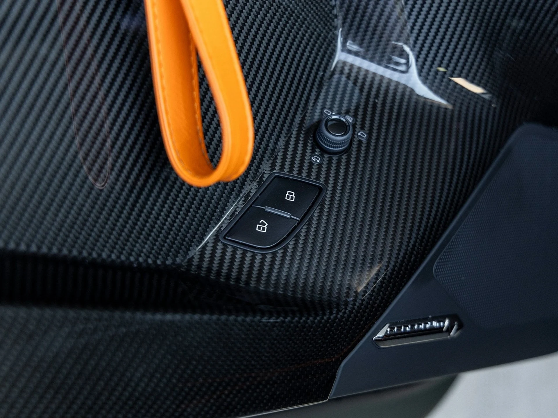 mph047_895533215_48_b8d50d723d