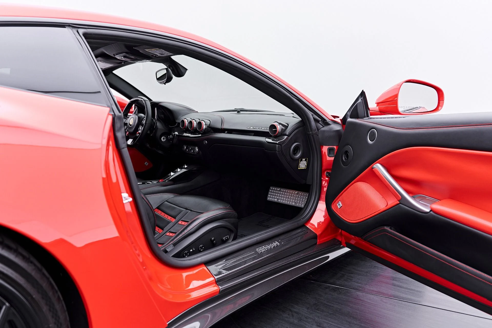 mph047_902384178_Used_2016_Ferrari_F12_Berlinetta_1789434724_3c0680a3c7