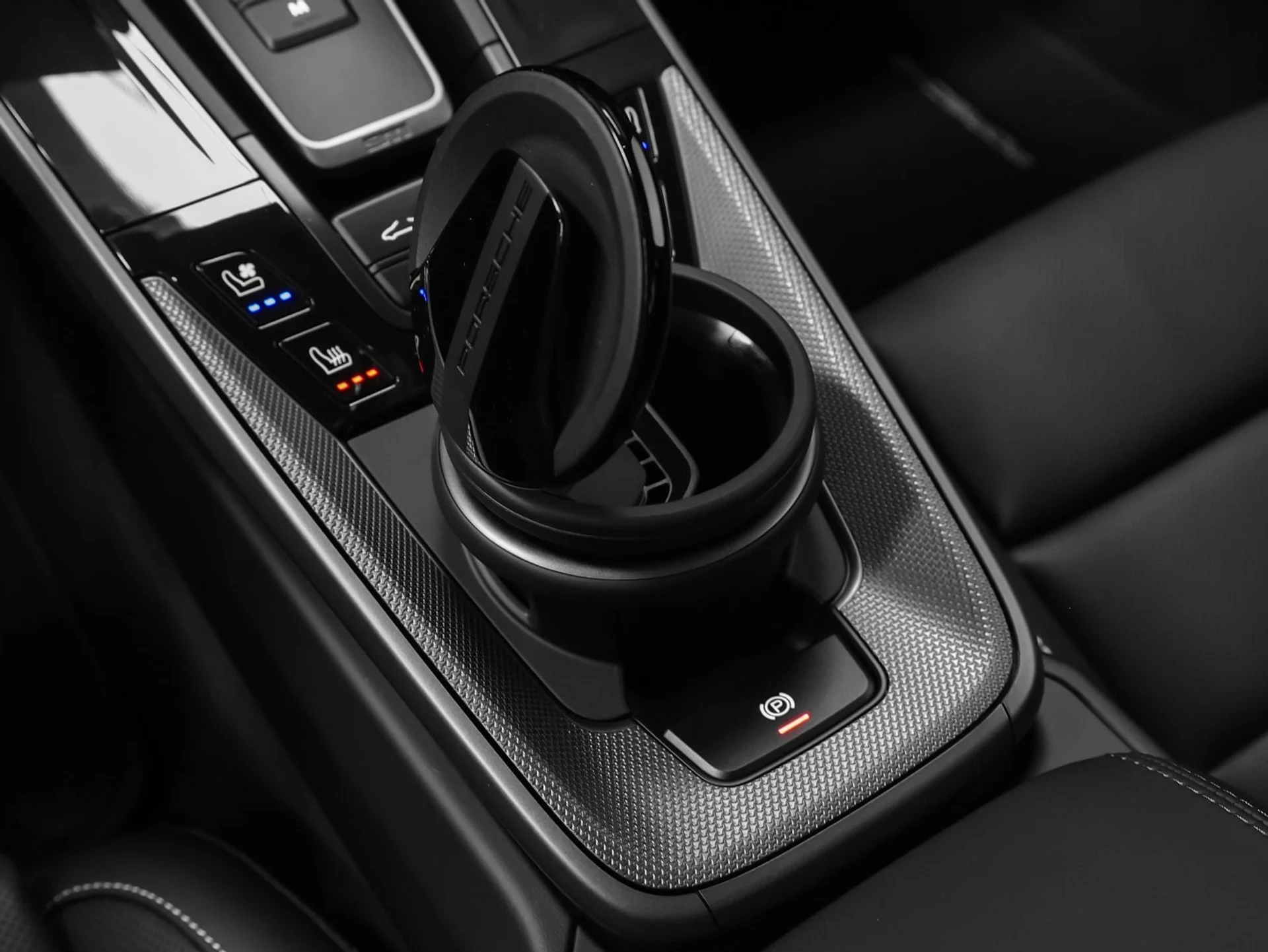 mph047_911477005_48_7a30914682