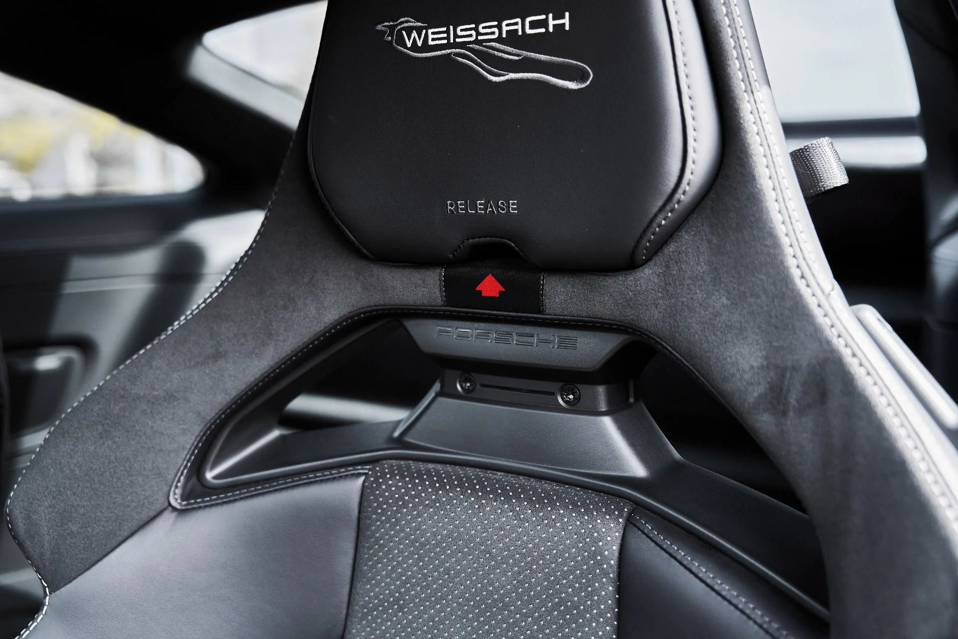 mph047_920440523_Used_2025_Porsche_911_GT_3_1775332922_af058050b0