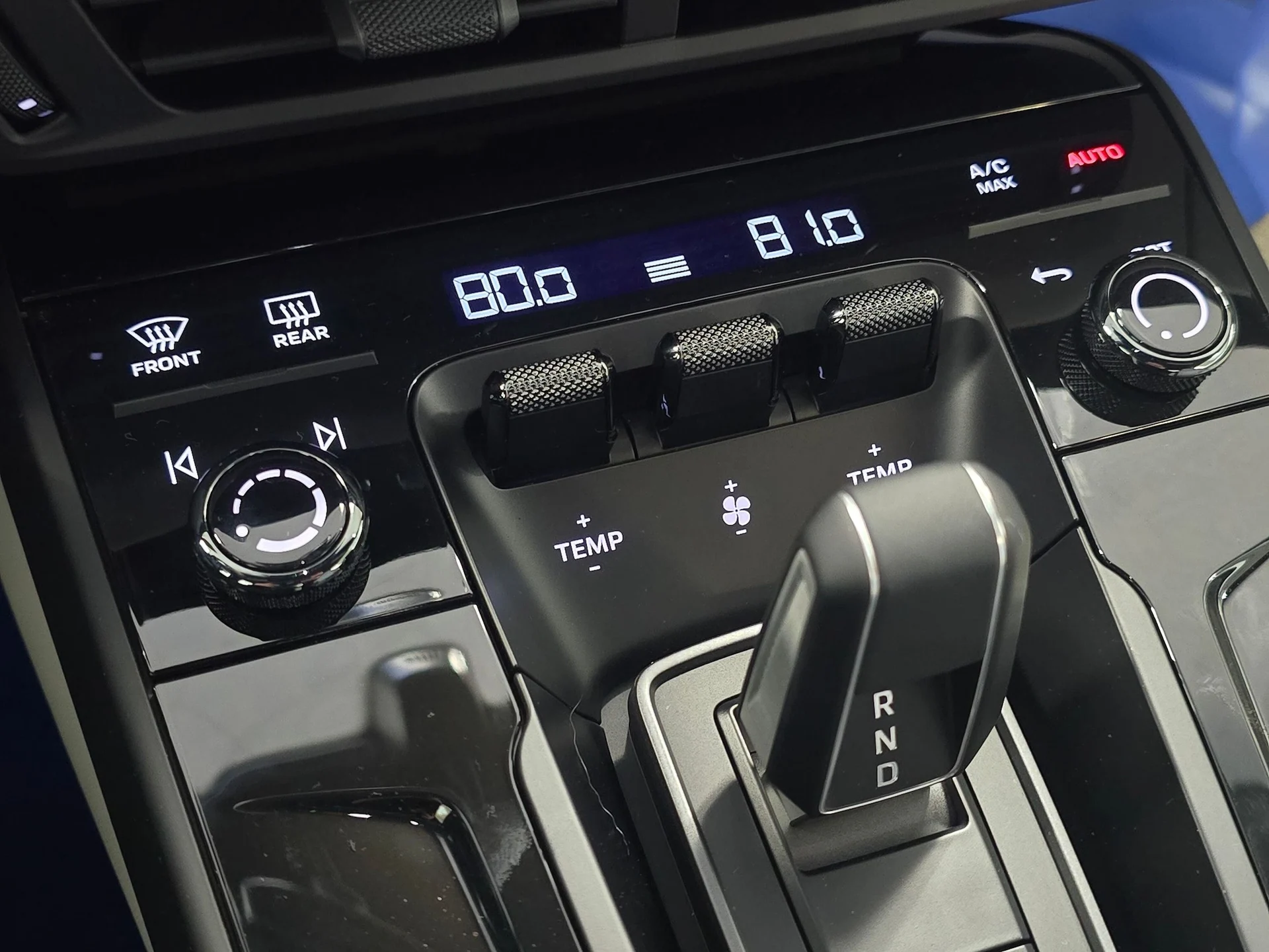 mph047_931313517_0b1d391f1a0eb78e8c38b0b636a92c5bx_768e1e7fa9