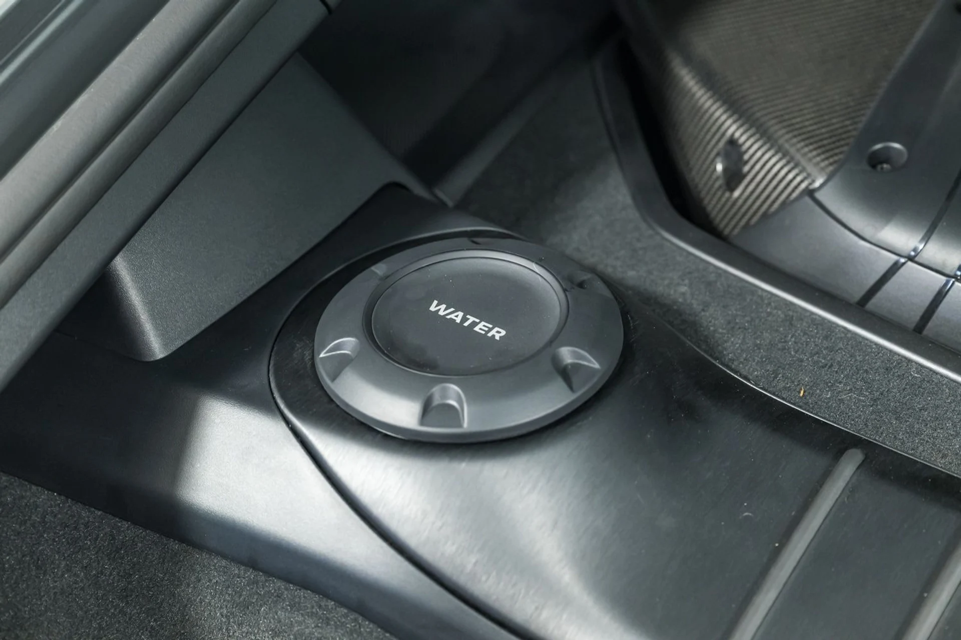 mph047_932513384_0a9f1cee3b0244c585a21411bb20d227_5eb4d46f78