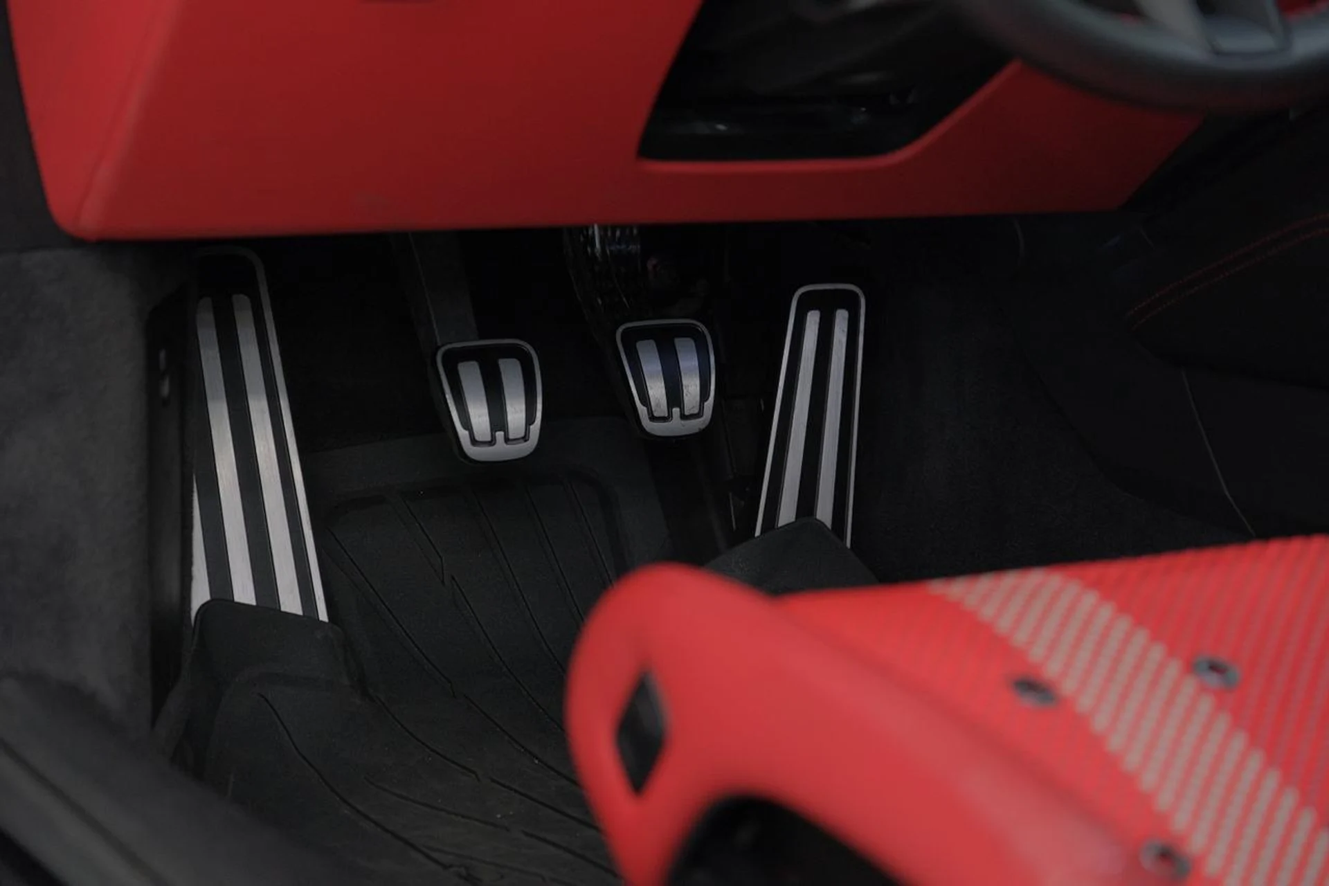 mph047_936445849_13fdcd3fd4ec9954d4da53af20d15f83_9b0935a75a