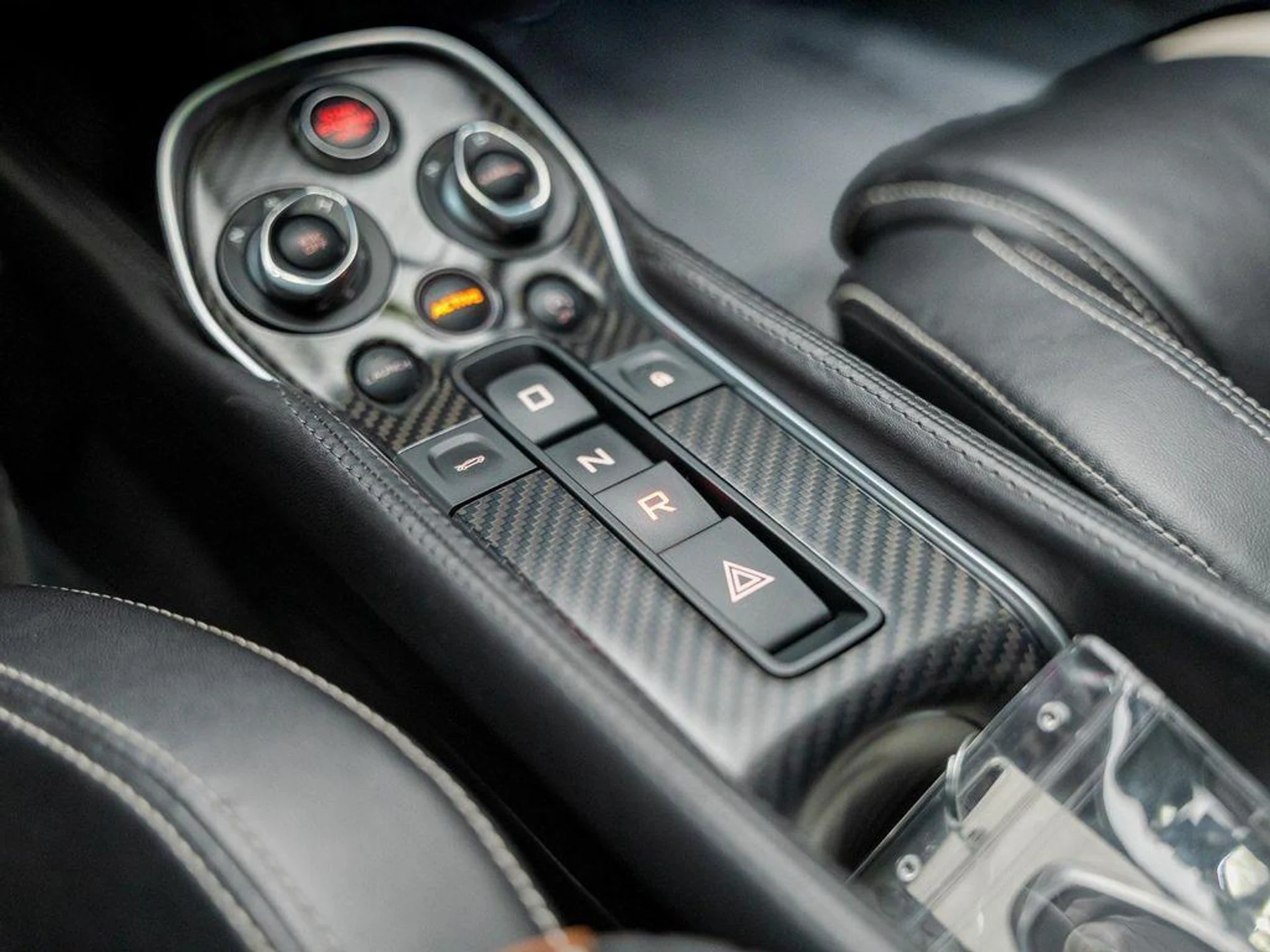 mph047_9413029_d_Qj5_Knf_Bly_FM_9x_Ev_f_d_H8i_T37_Y_5798dda94b