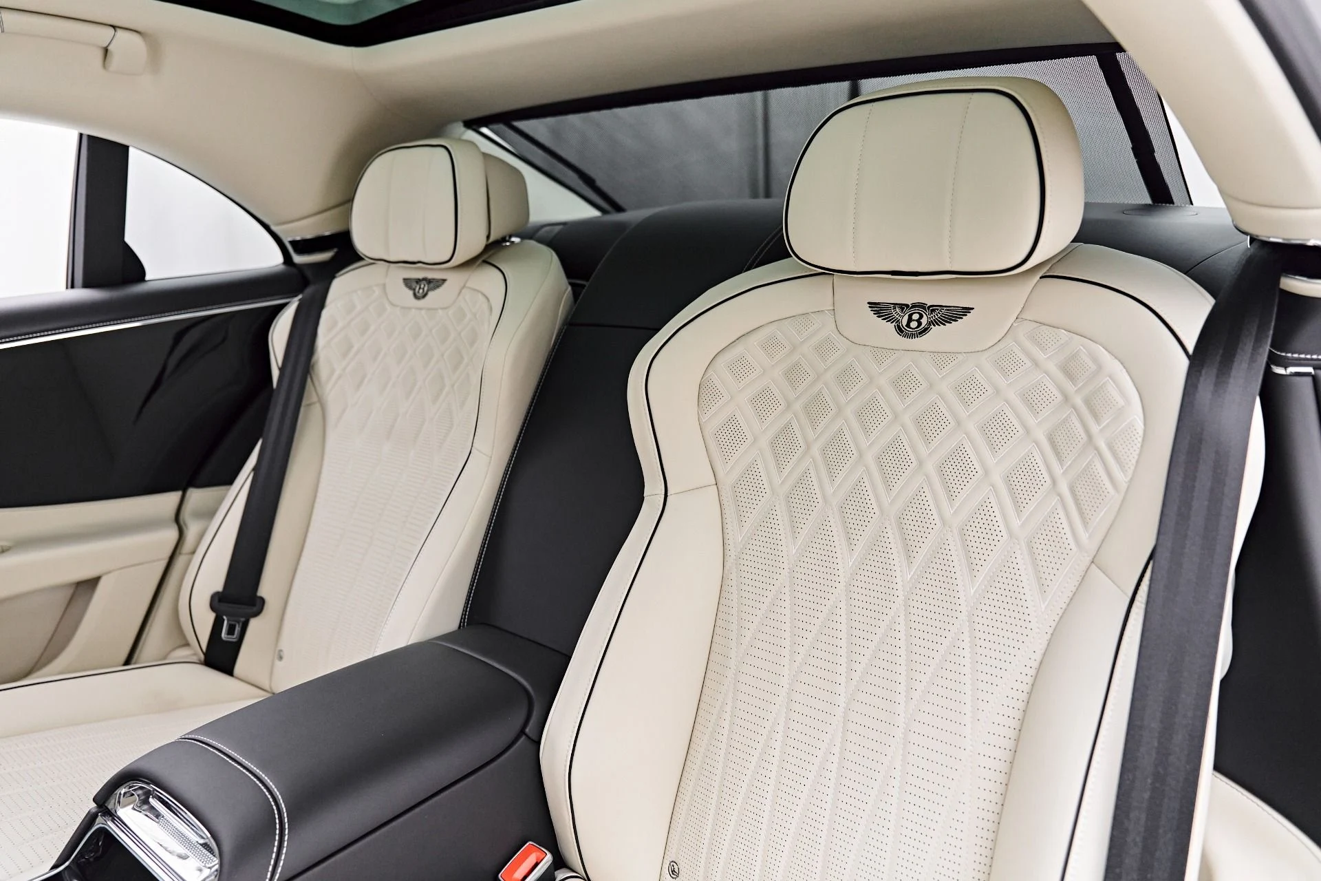 mph047_959392171_Used_2022_Bentley_Flying_Spur_W12_1786226223_fab6bb6aff