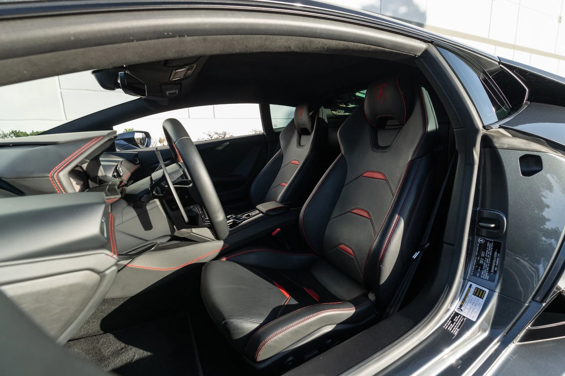 mph047_975488849_Used_2020_Lamborghini_Huracan_EVO_1769630384_33a22c76c2