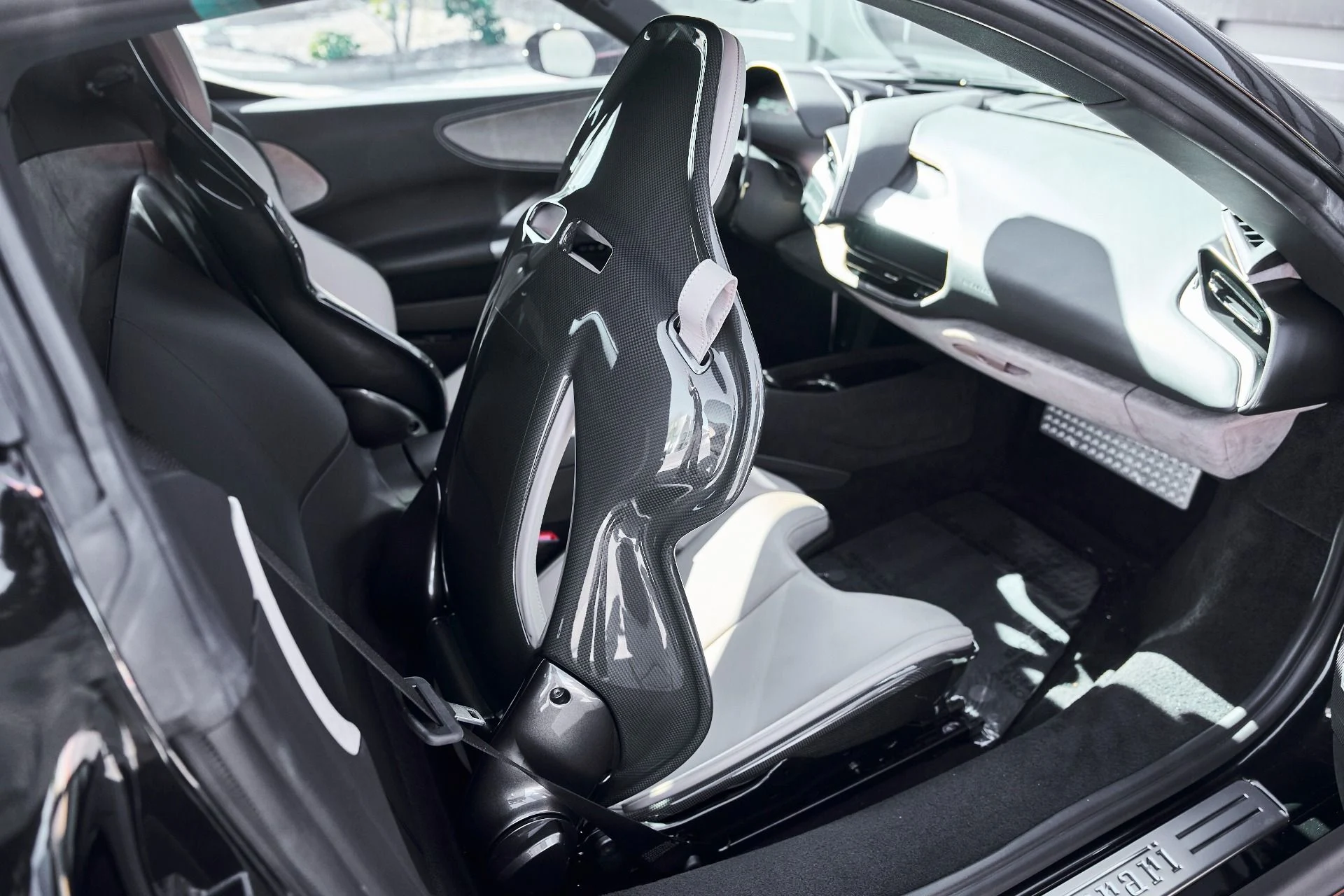 mph047_979246341_Used_2023_Ferrari_SF_90_Stradale_Base_1771034664_6883efccce