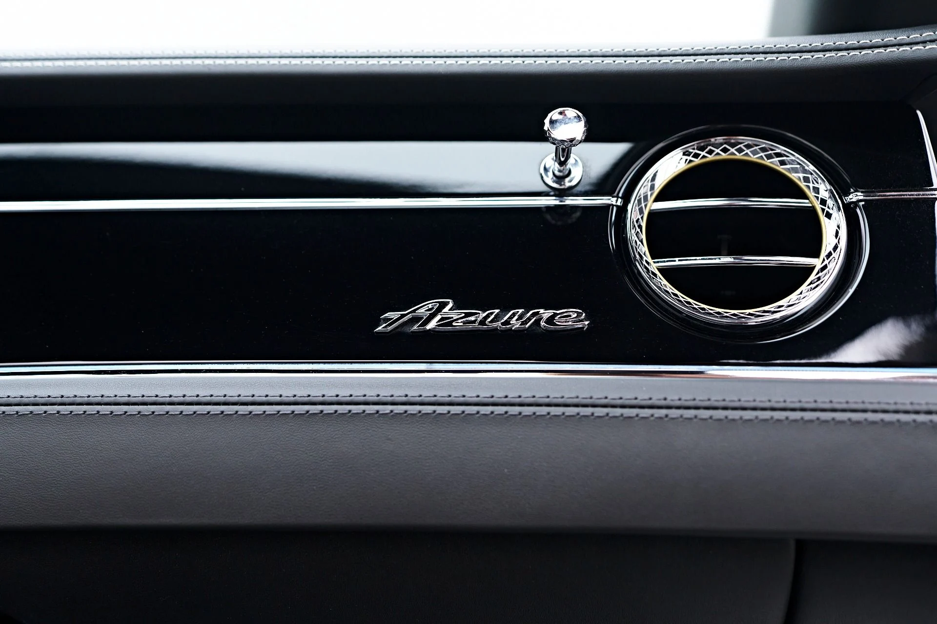 mph047_980066494_Used_2023_Bentley_Continental_GT_Azure_1757028970_601efec581