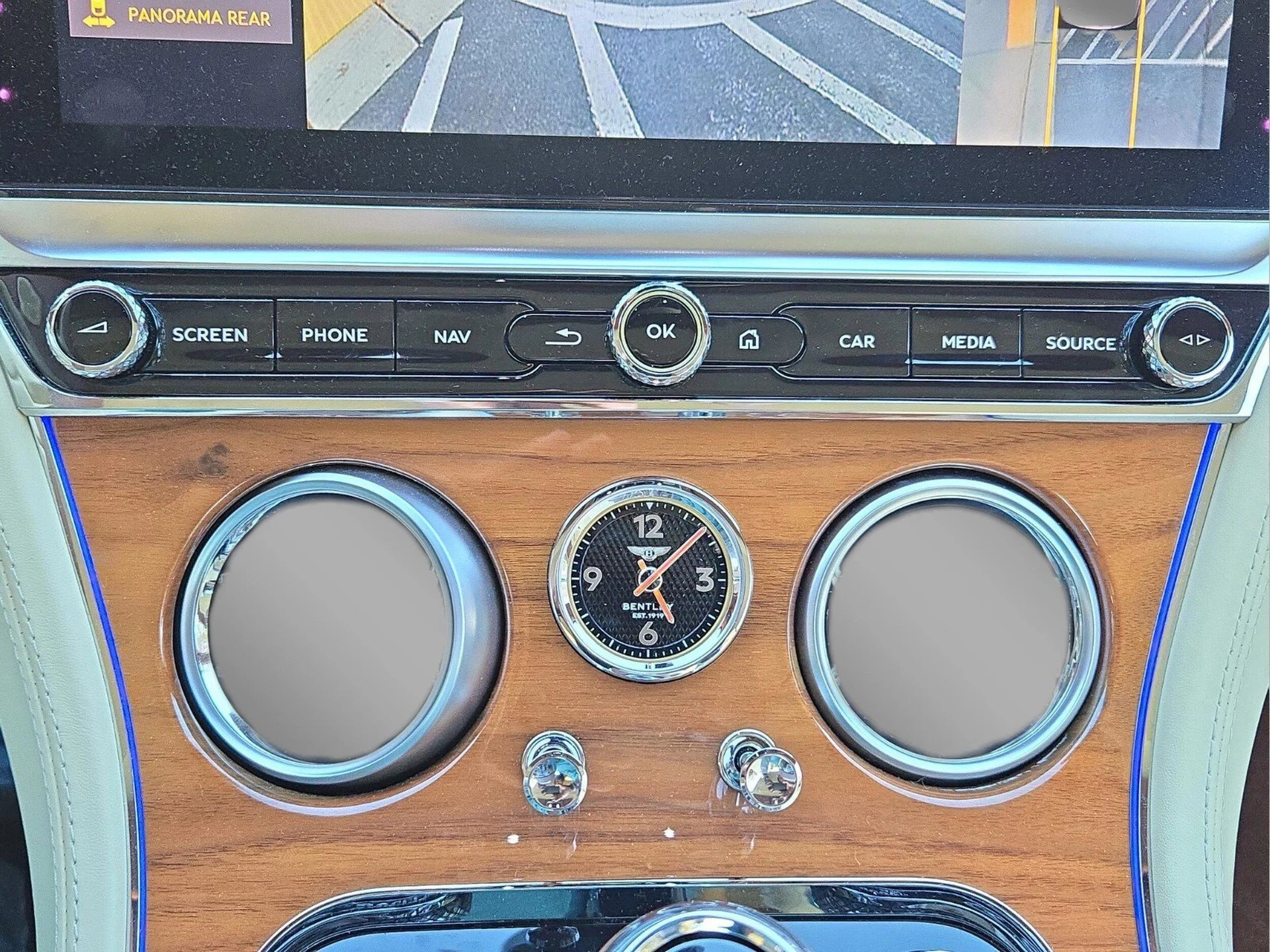 mph047_983976997_c98e76b54096f9ff7aa244cc76dcc4cfx_a9bf852aca