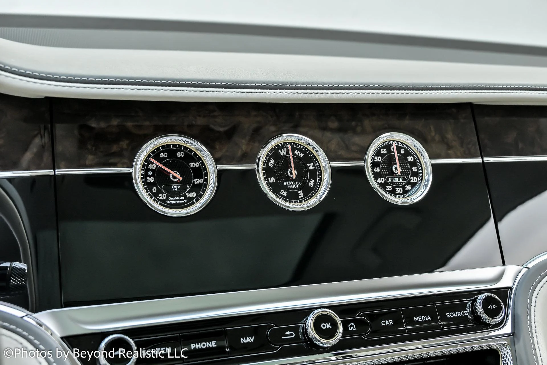 mph047_995628050_Used_2021_Bentley_Flying_Spur_V8_First_Edition_1763629710_813842bd9b